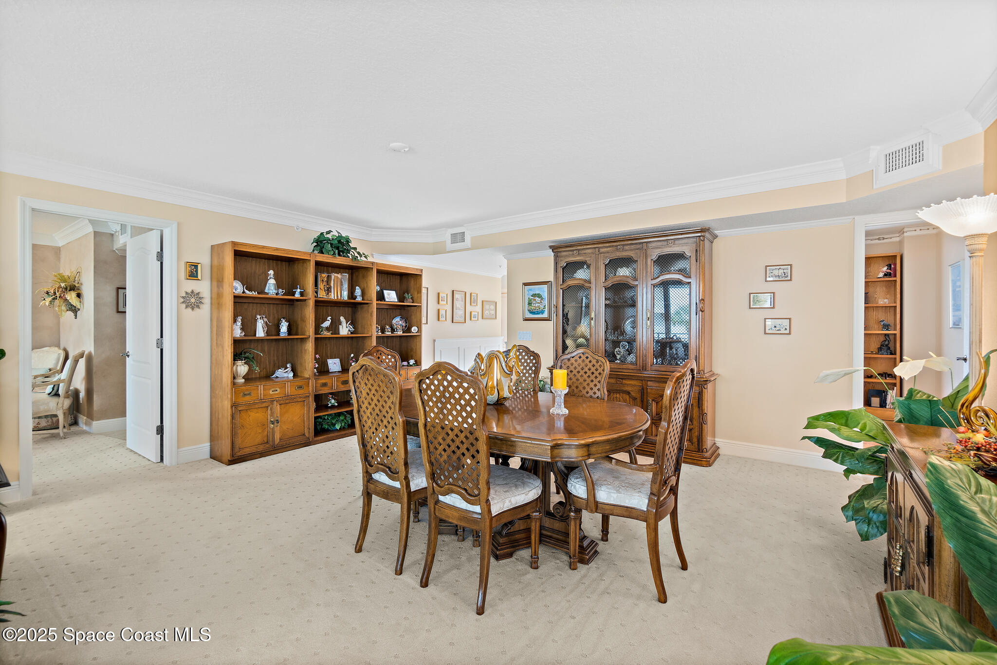 425 Buchanan Avenue 201