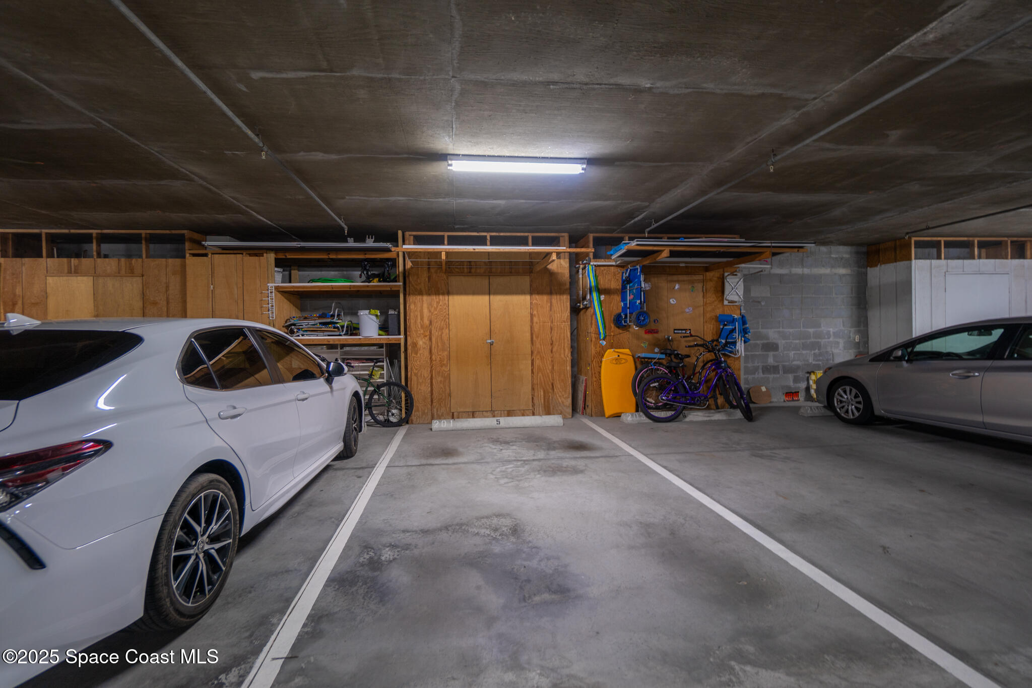 425 Buchanan Avenue 201