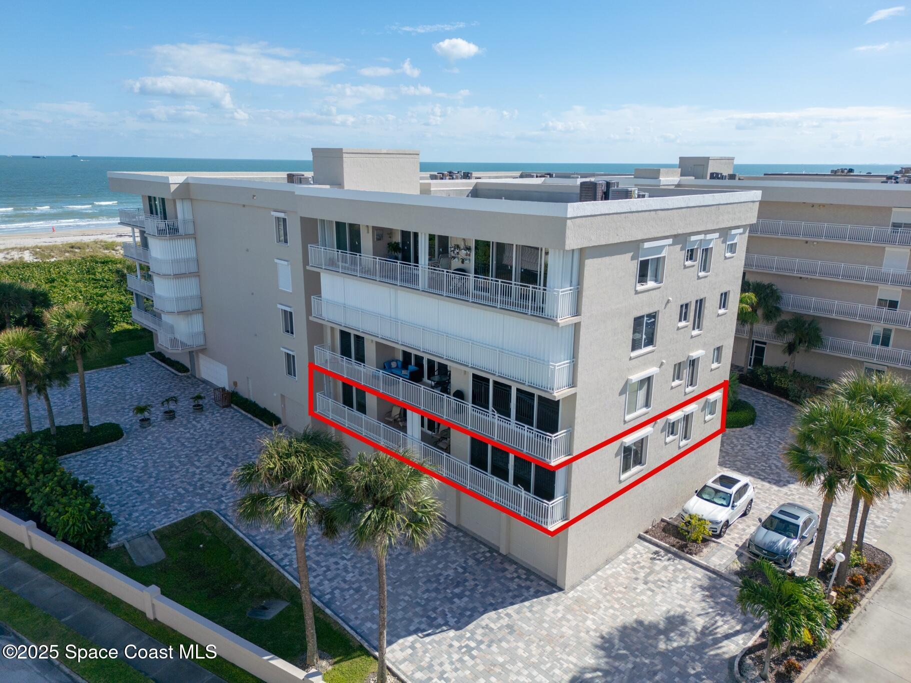 425 Buchanan Avenue 201