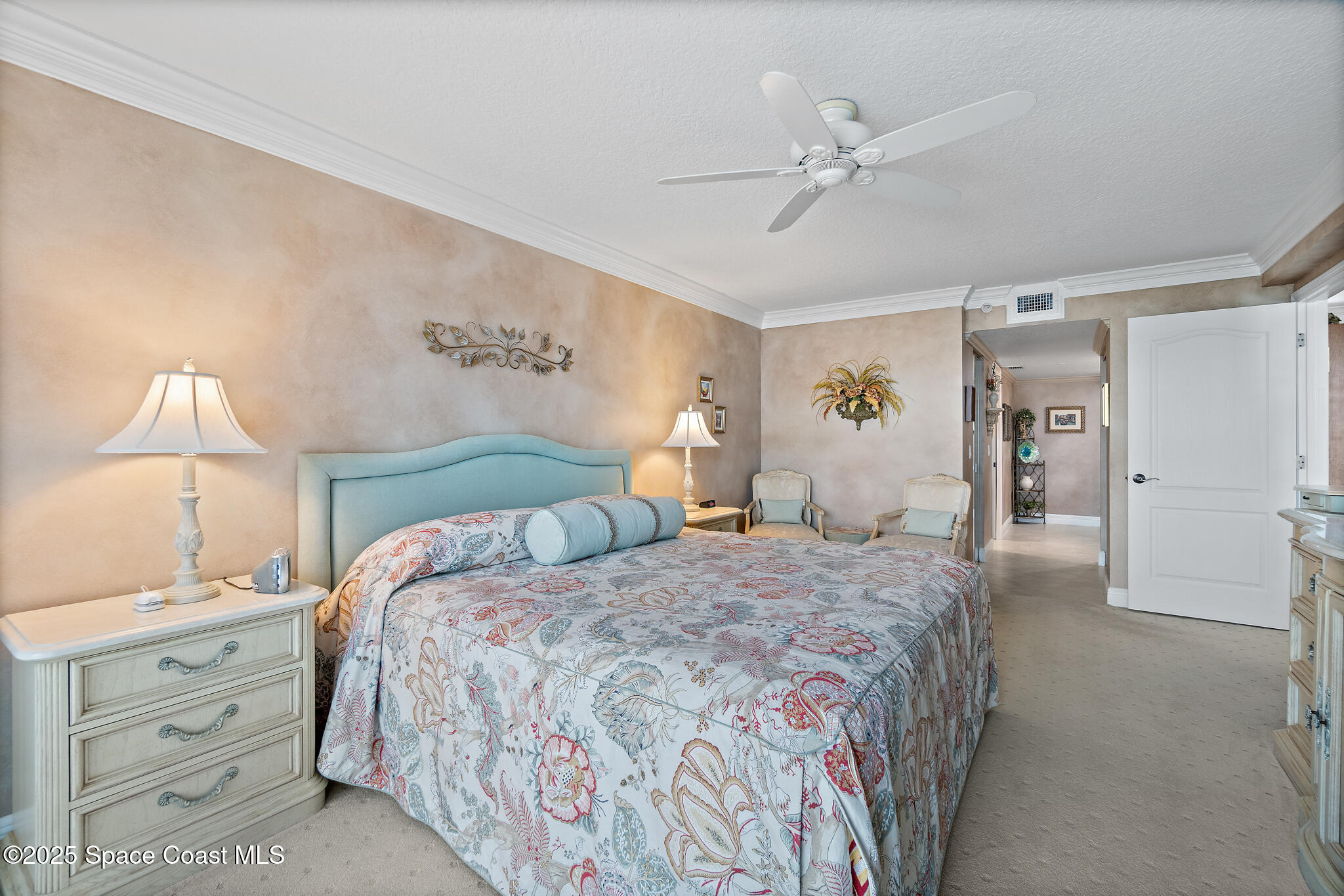 425 Buchanan Avenue 201