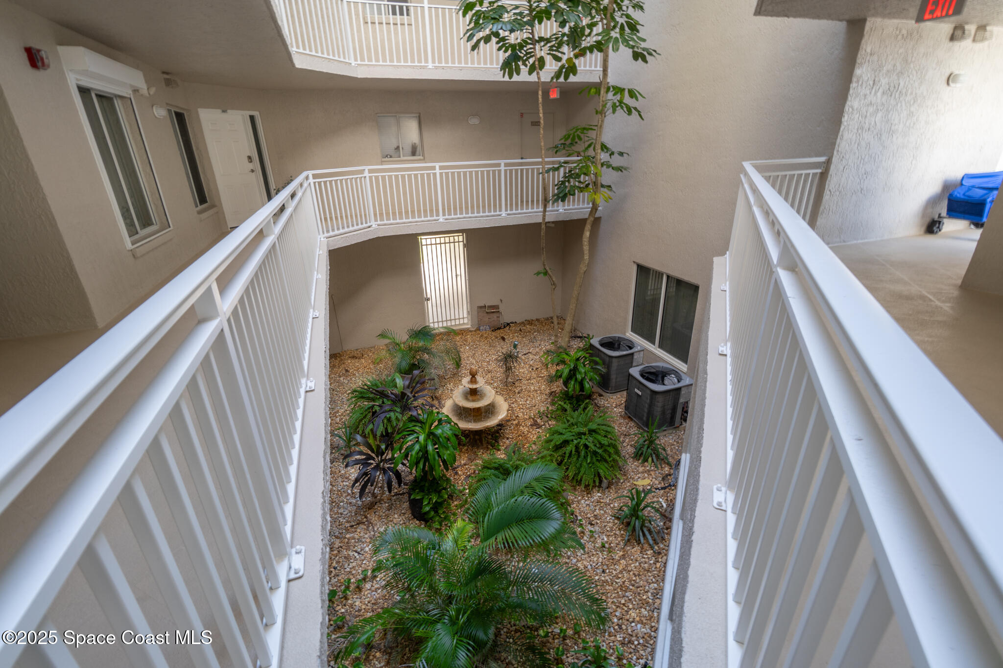 425 Buchanan Avenue 201