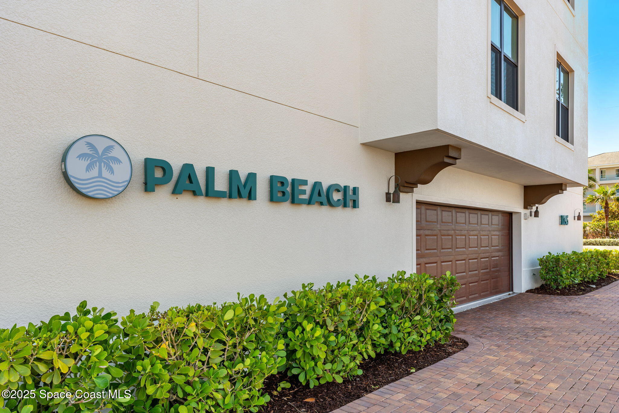 1795 N Highway A1a, 401