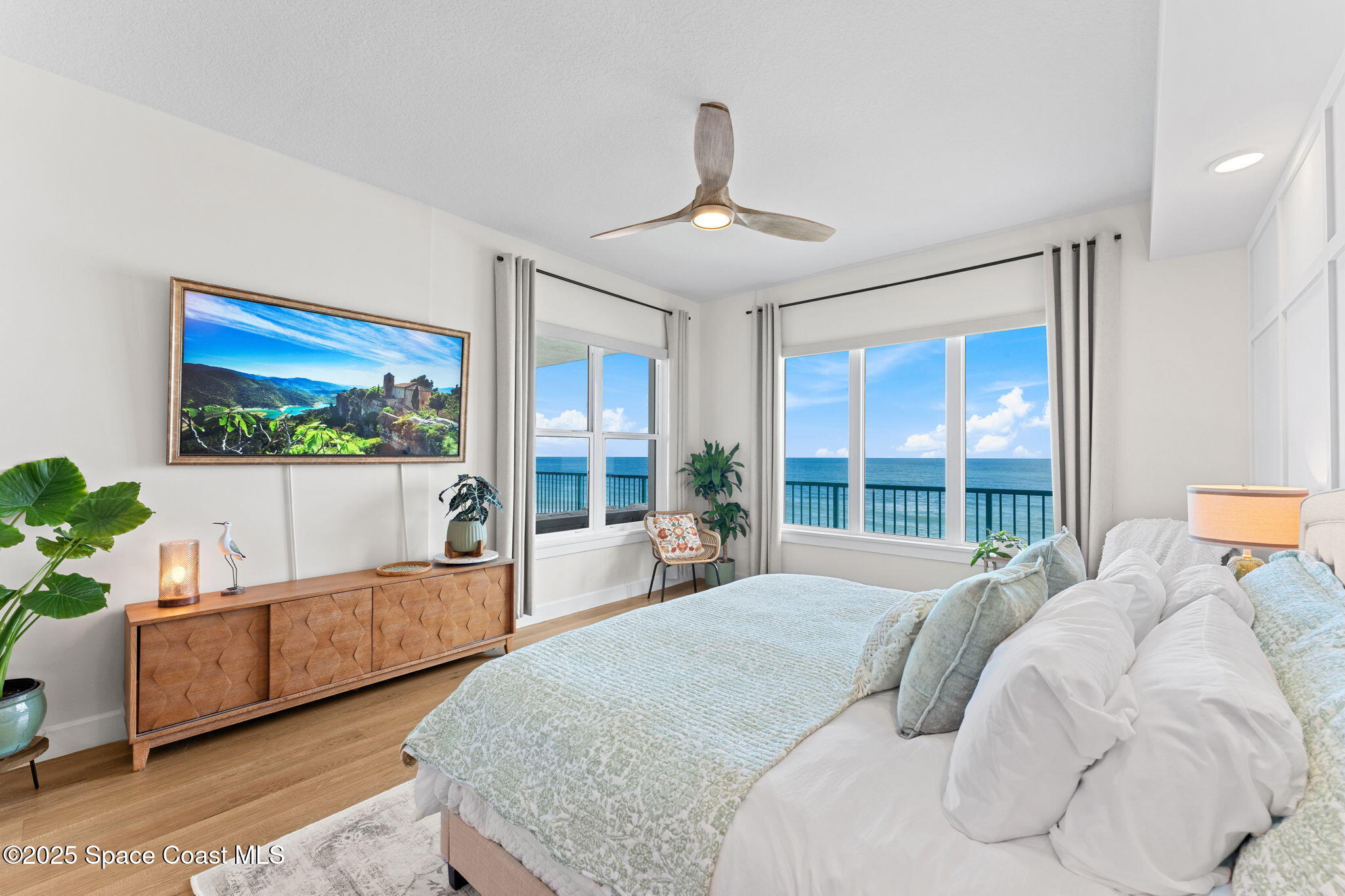 1795 N Highway A1a, 401