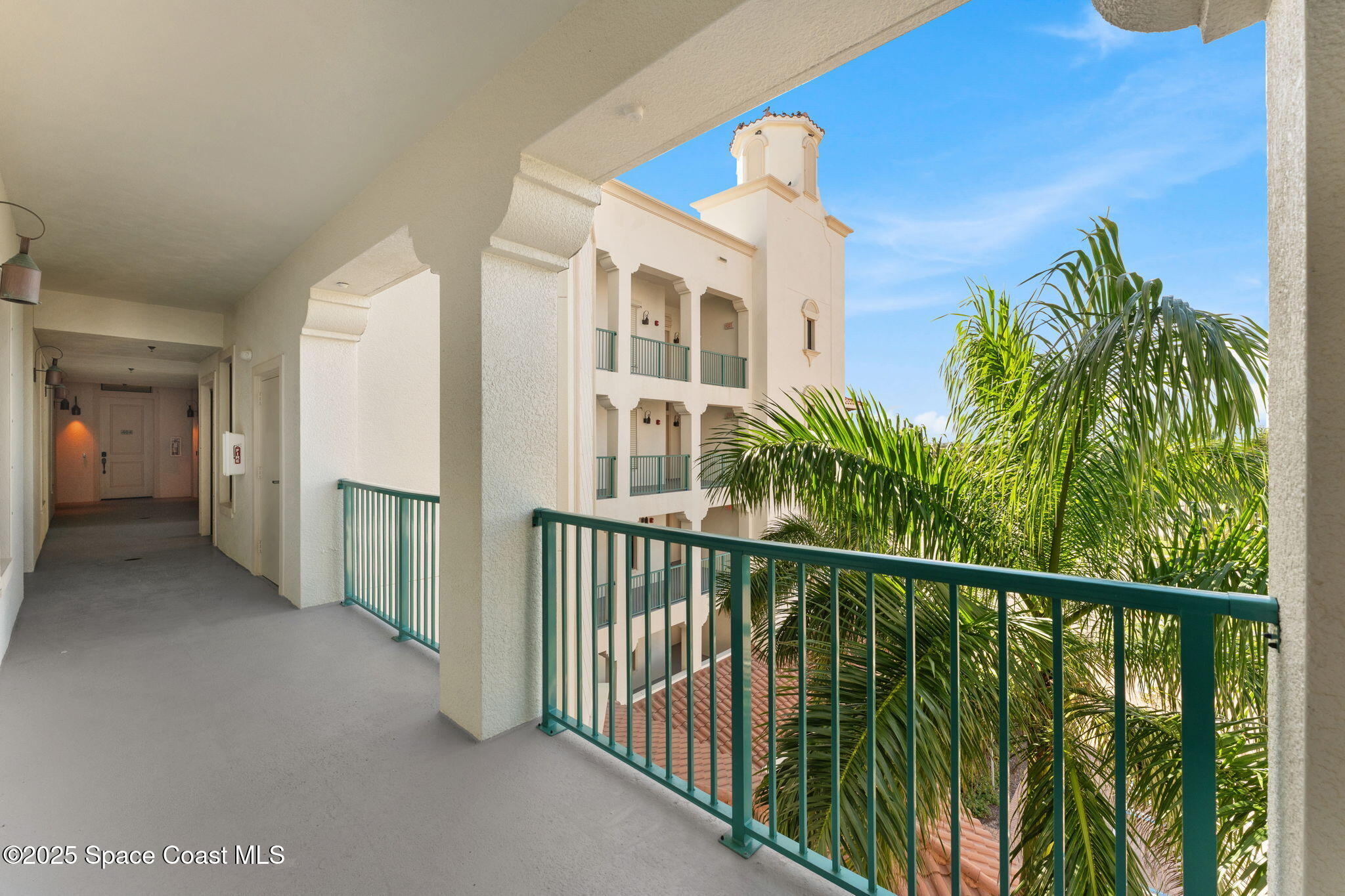 1795 N Highway A1a, 401