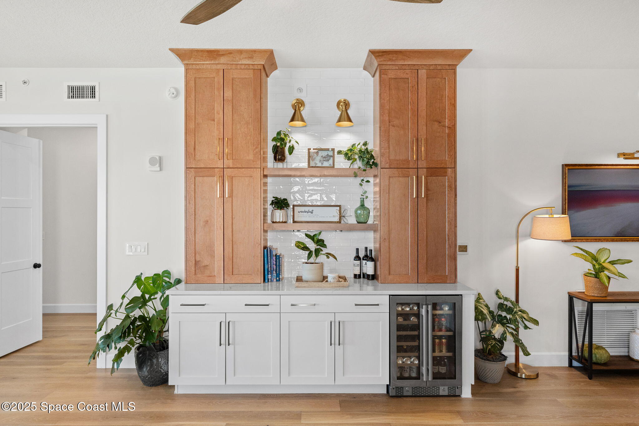 1795 N Highway A1a, 401