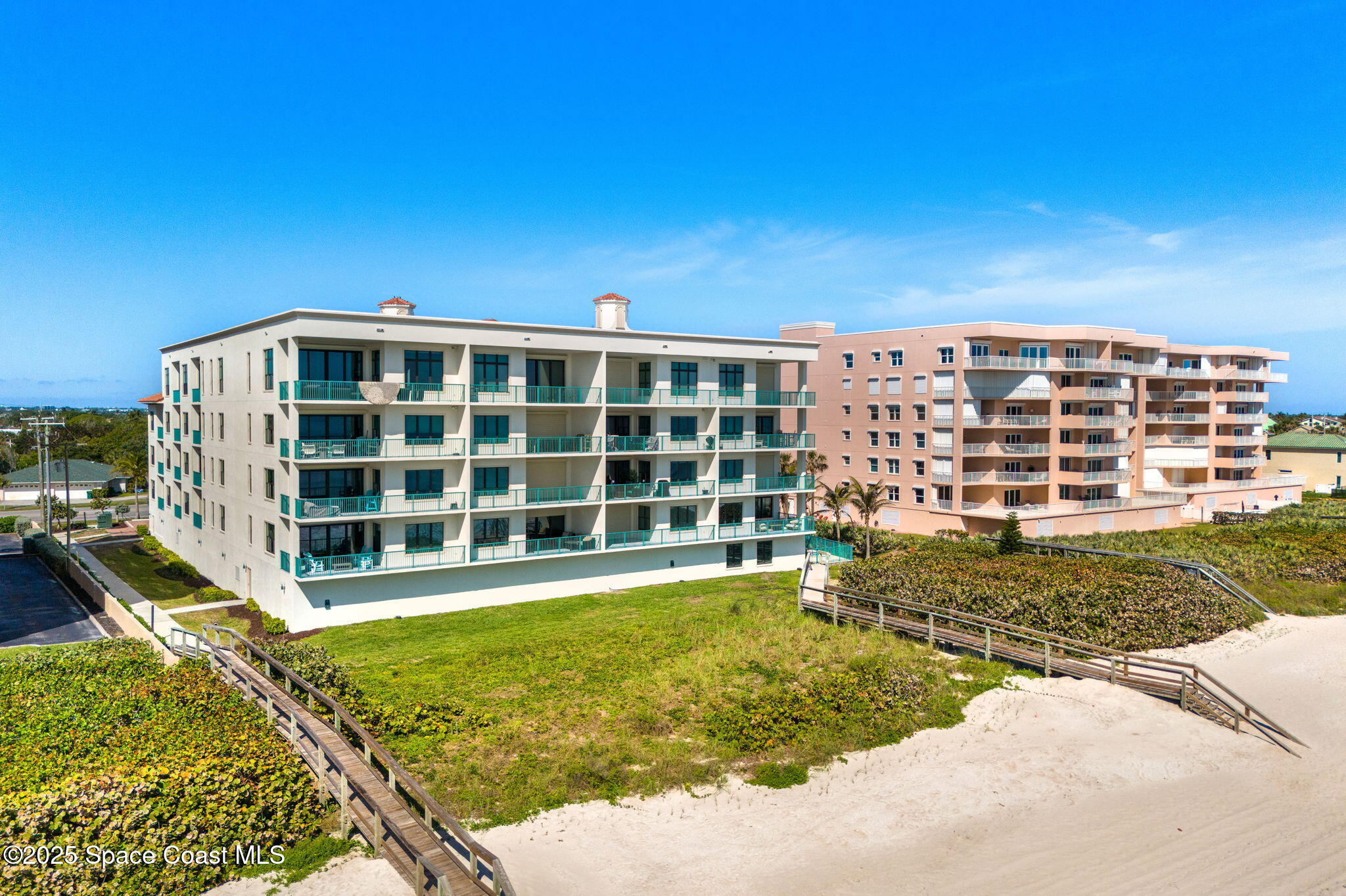 1795 N Highway A1a, 401