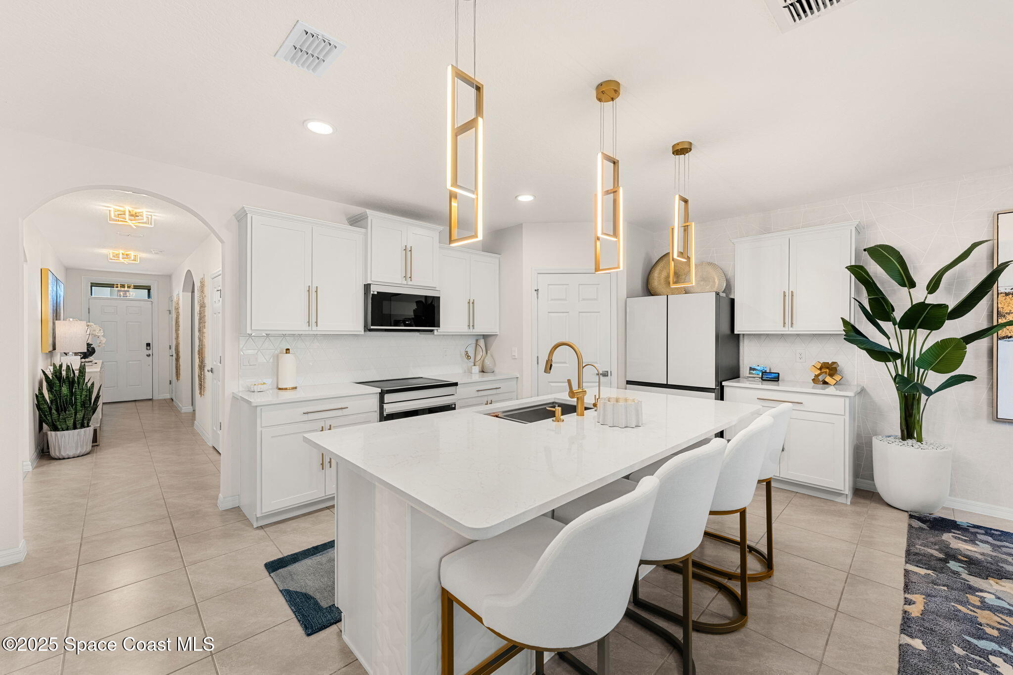 2013 Farmhouse Road SE