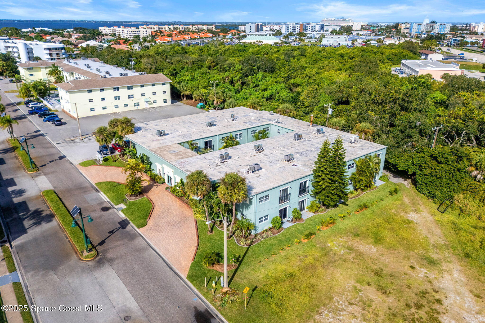 220 Columbia Drive, 31