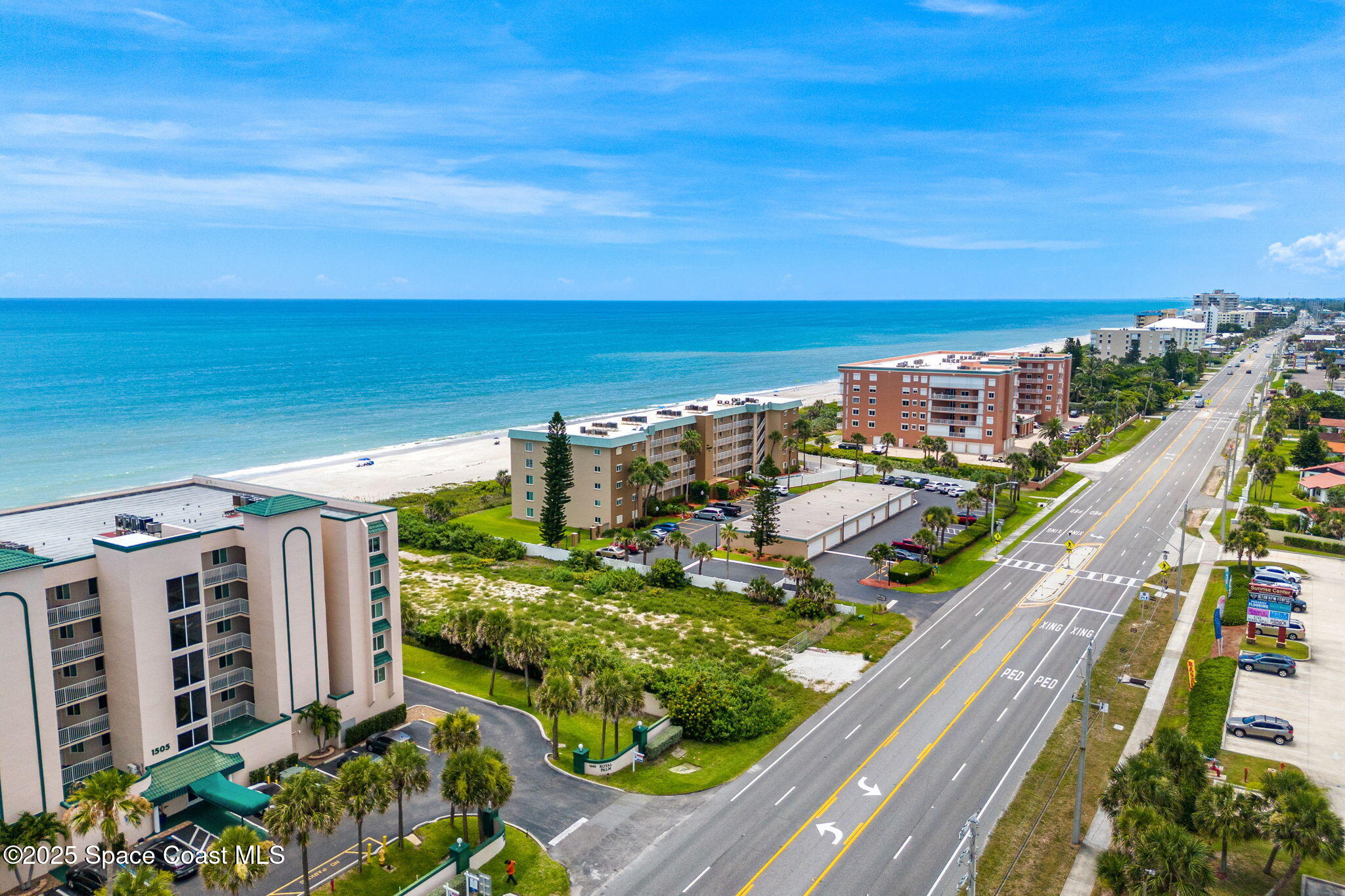 1455 N Highway A1A, 402