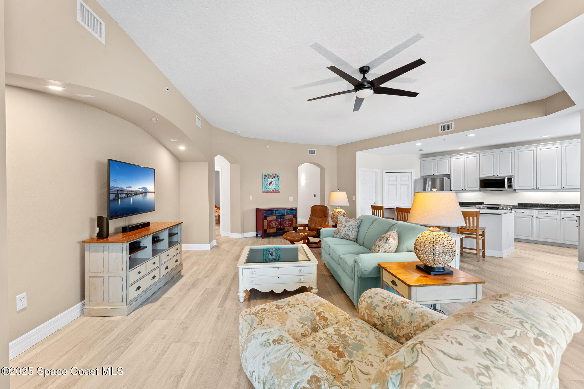 420 Moore Park Lane, 304