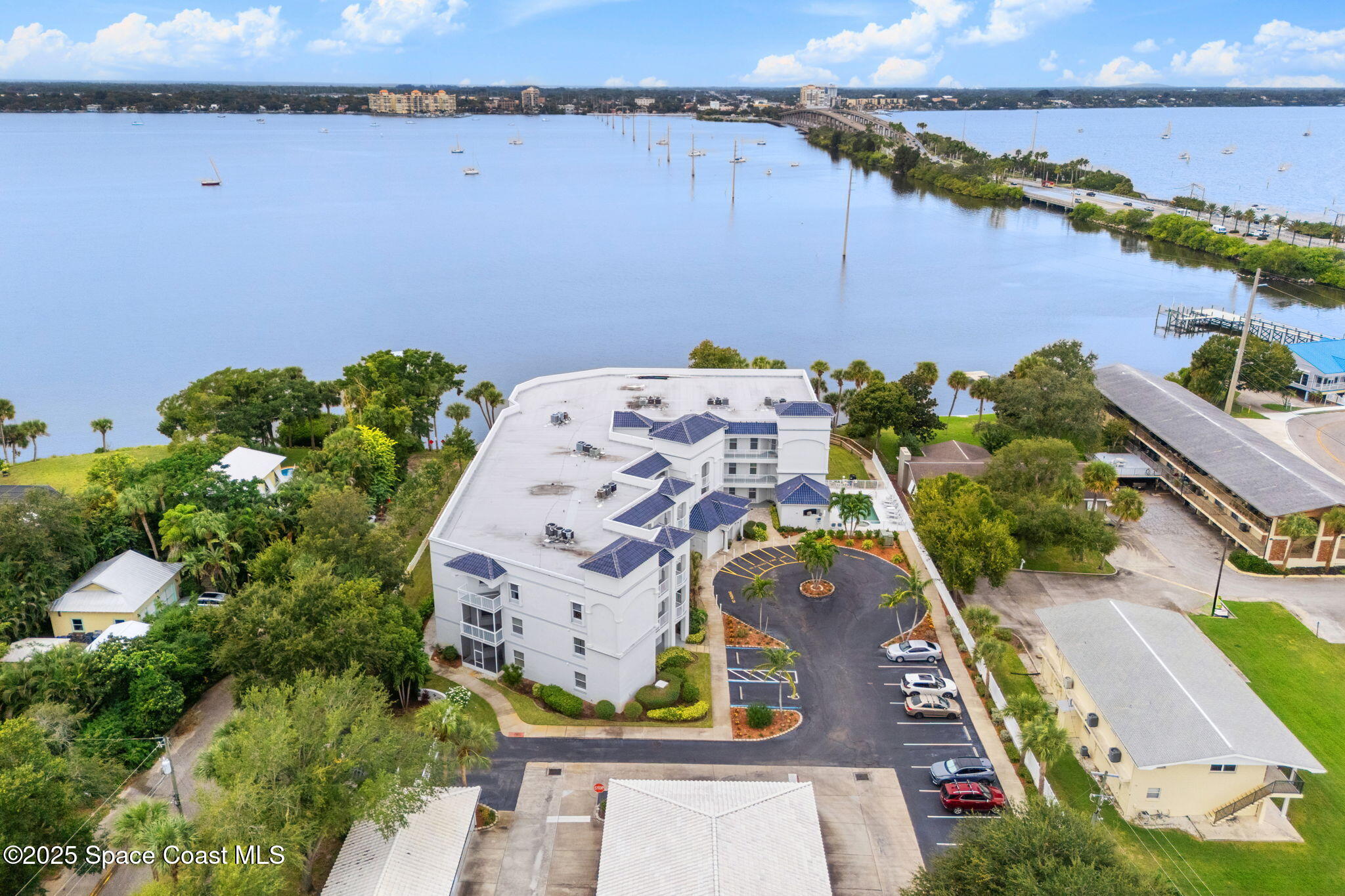 420 Moore Park Lane, 304