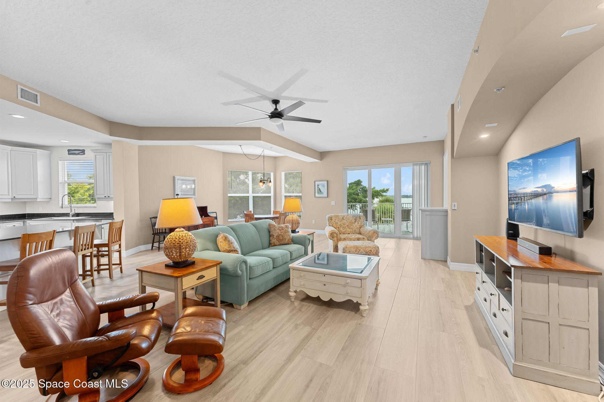 420 Moore Park Lane, 304