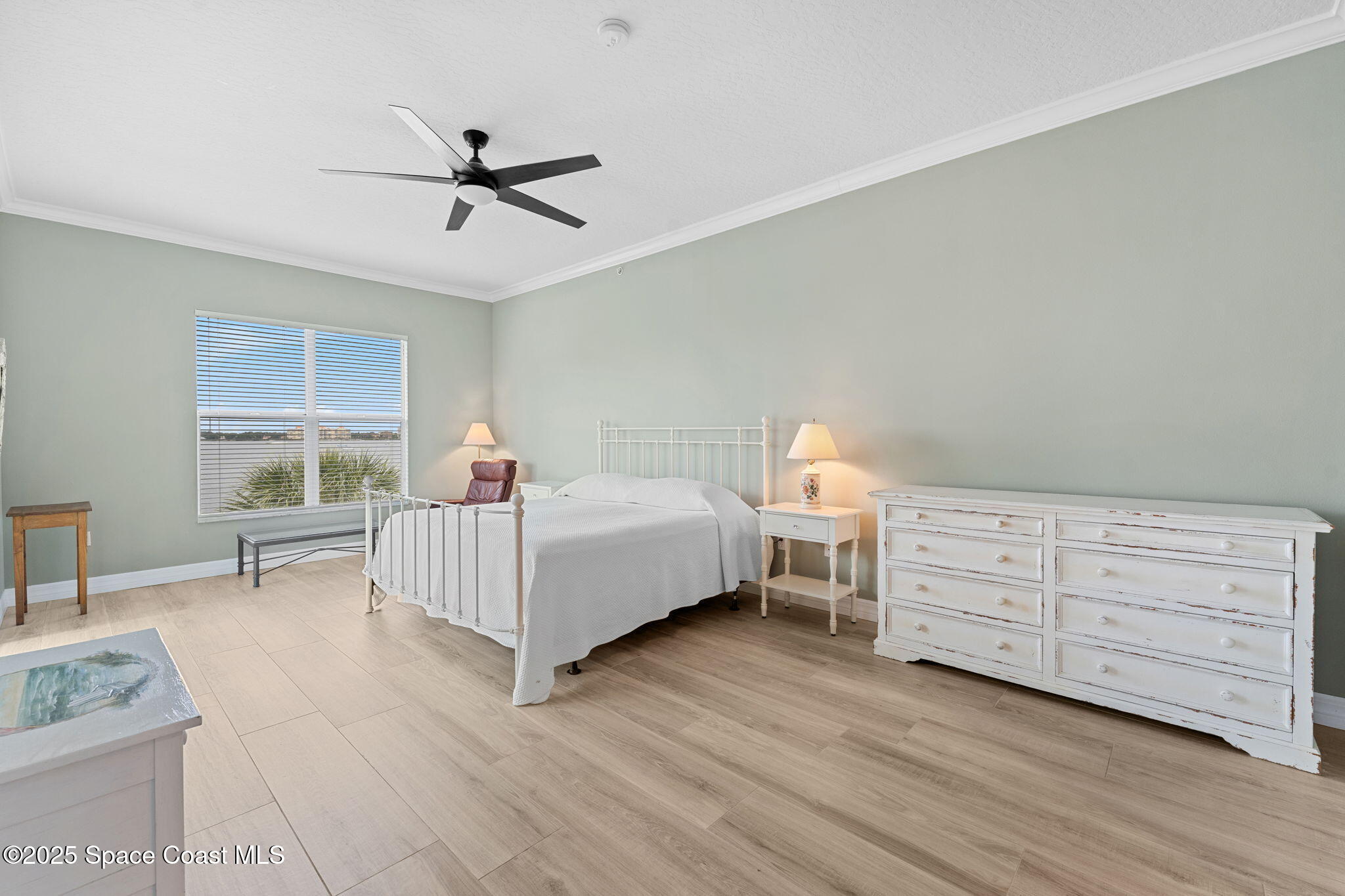 420 Moore Park Lane, 304