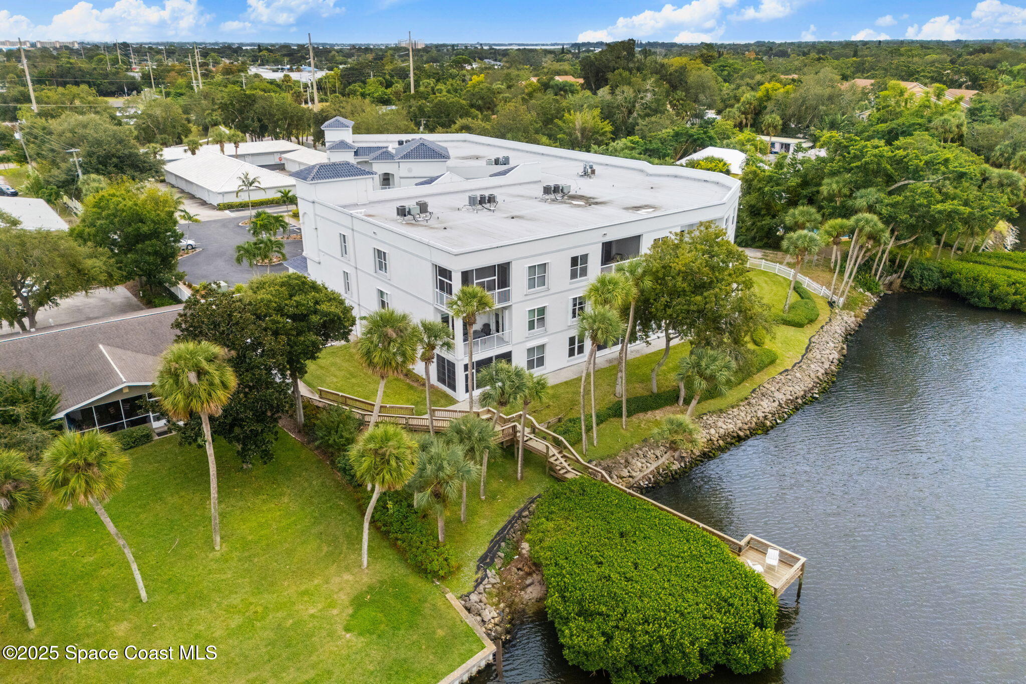 420 Moore Park Lane, 304