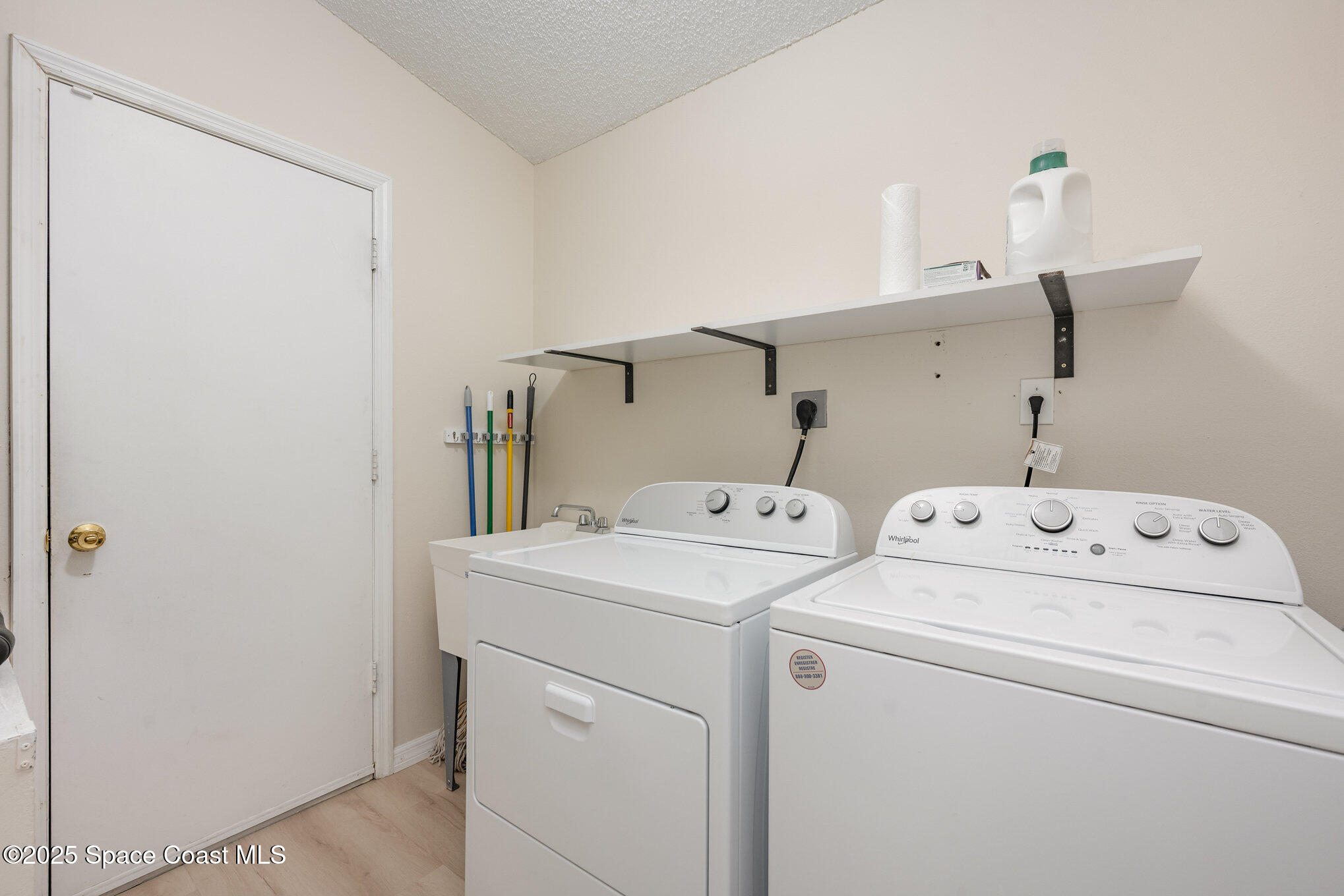 4541 Derbyshire Drive