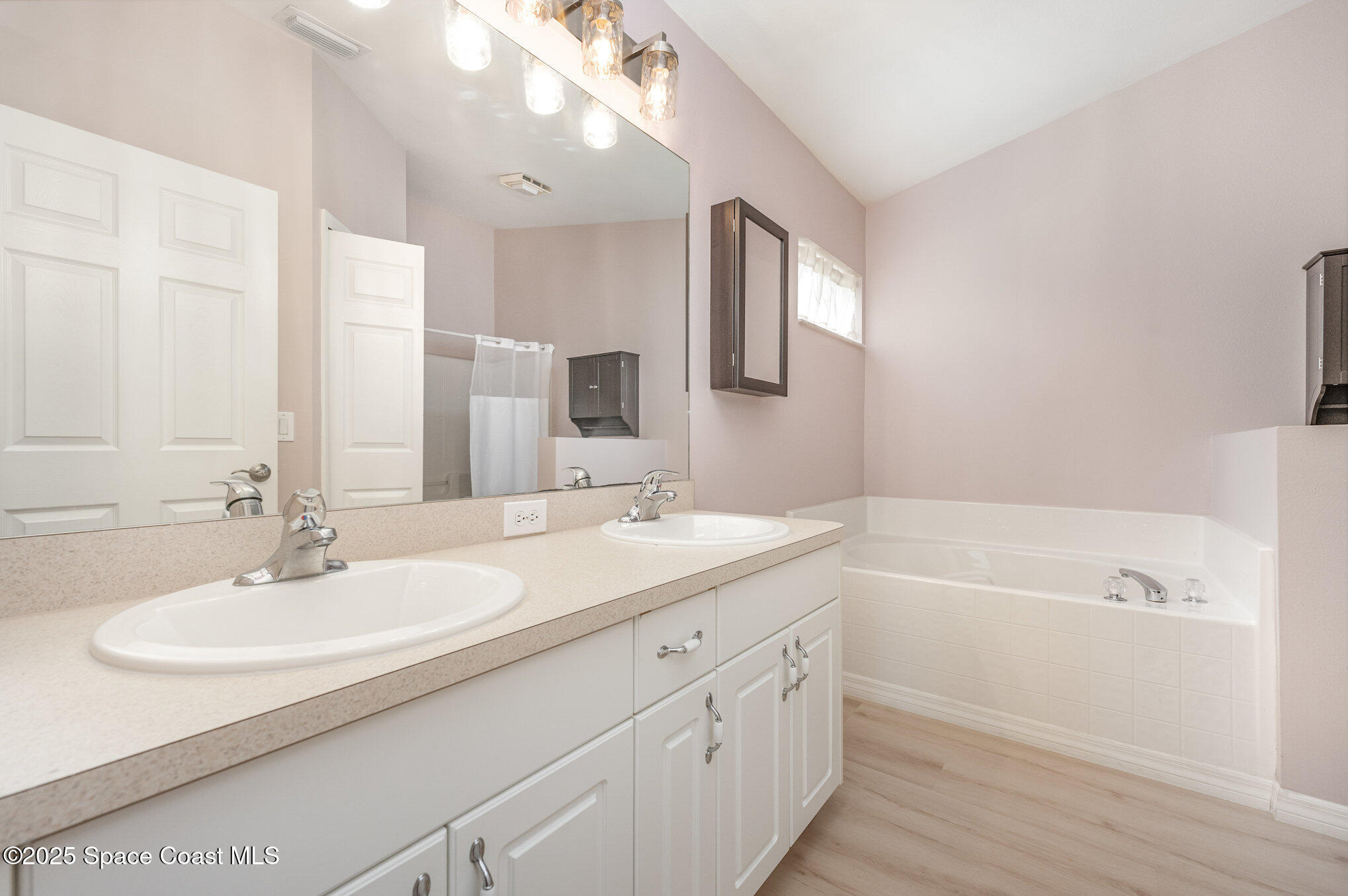 4541 Derbyshire Drive