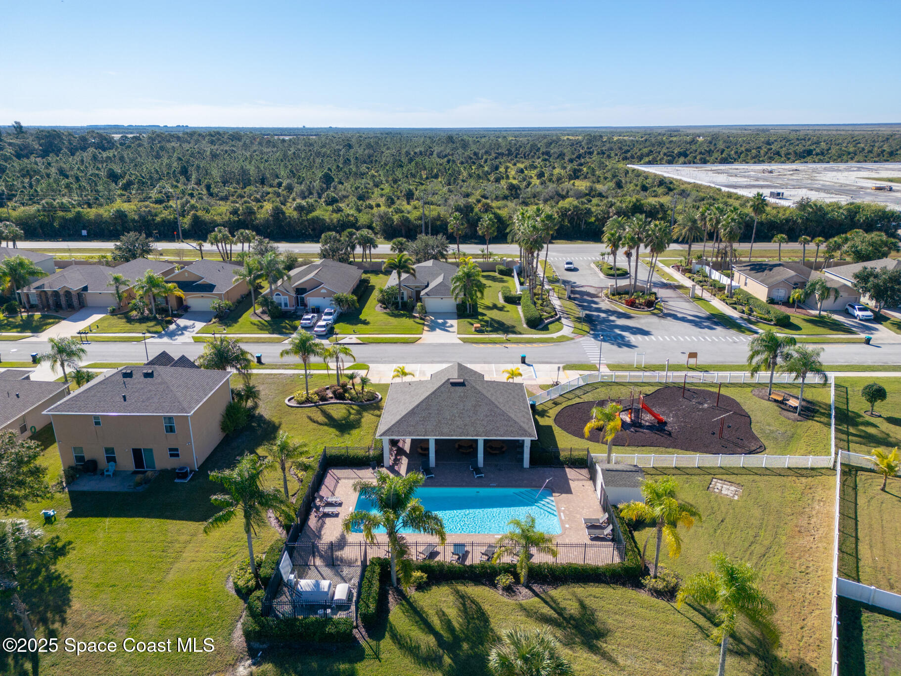 2389 Snapdragon Drive NW