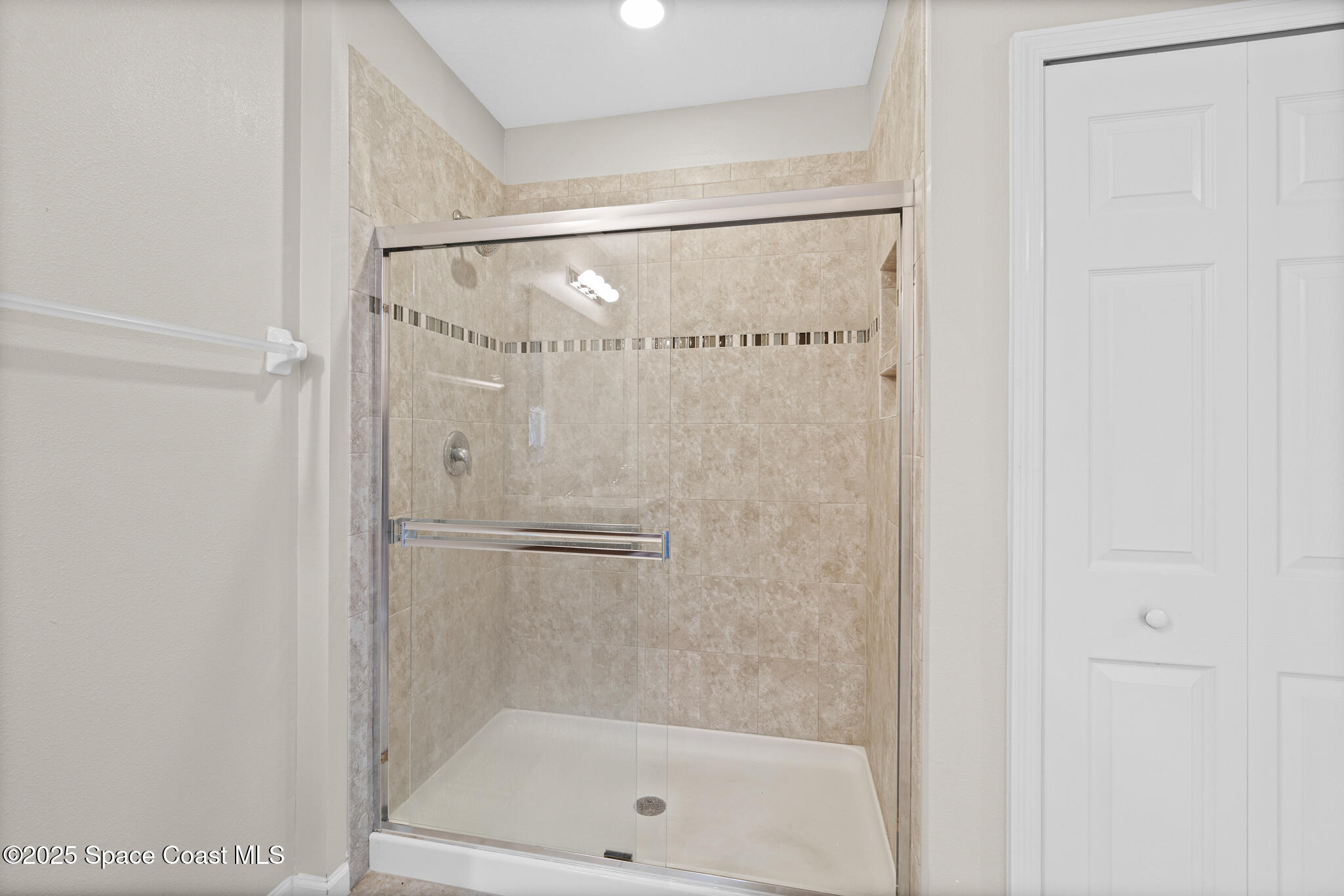 2389 Snapdragon Drive NW