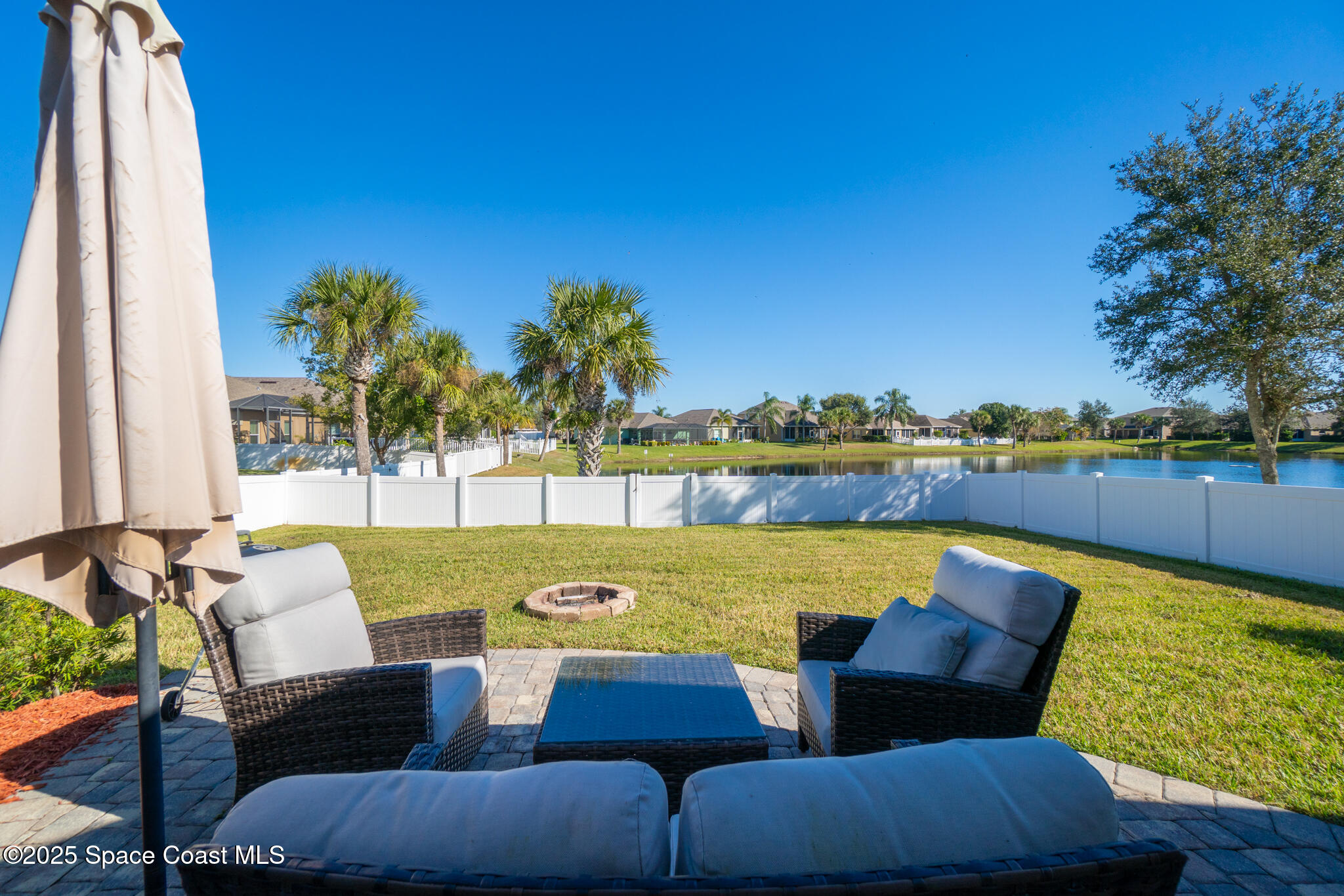 2389 Snapdragon Drive NW