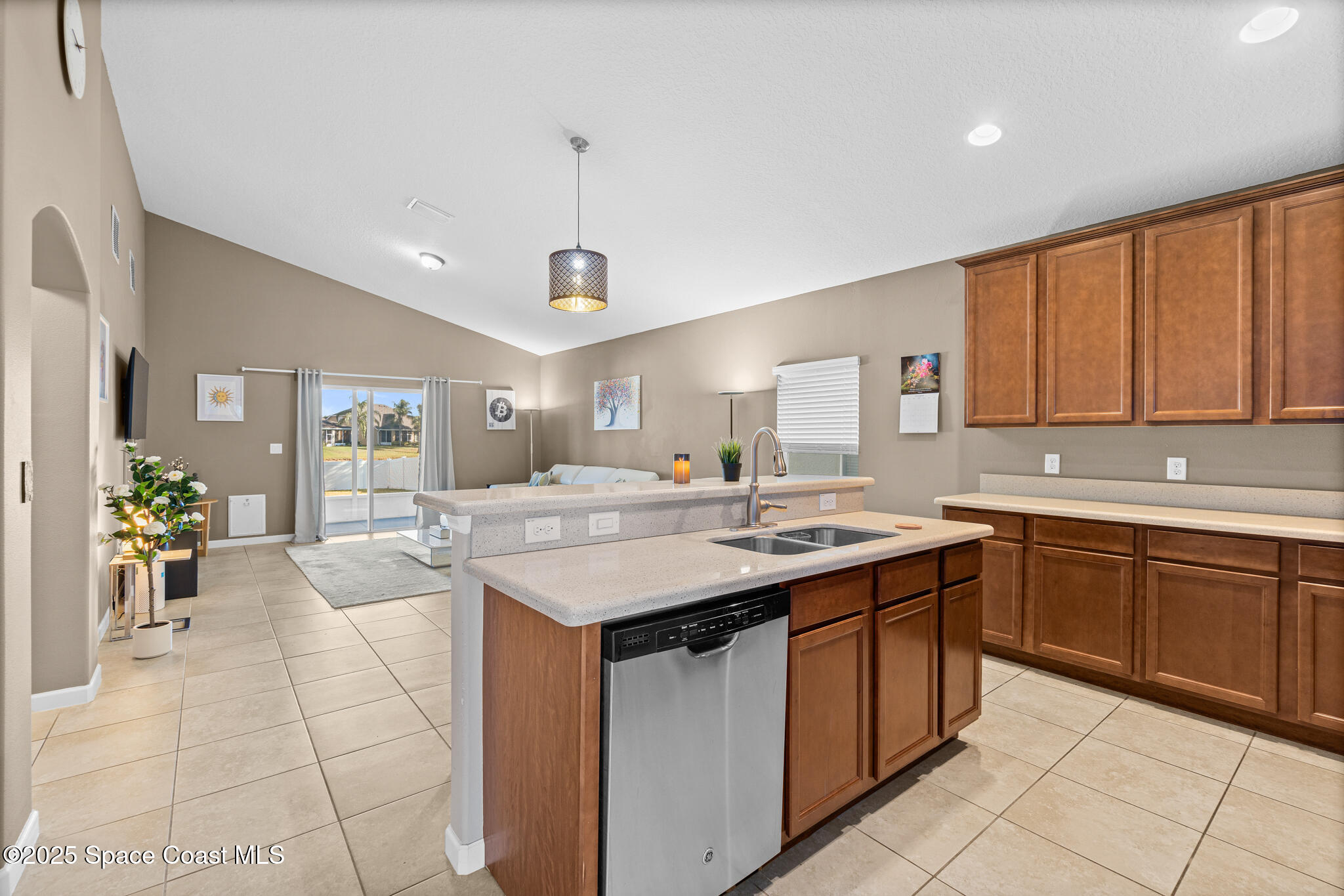 2389 Snapdragon Drive NW