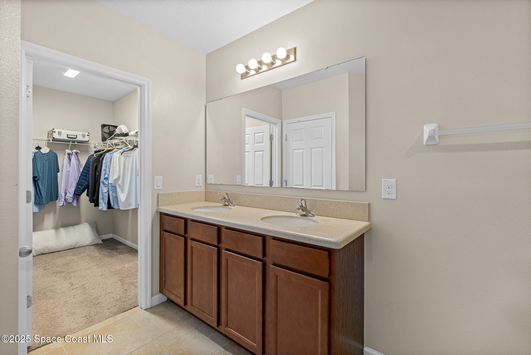 2389 Snapdragon Drive NW