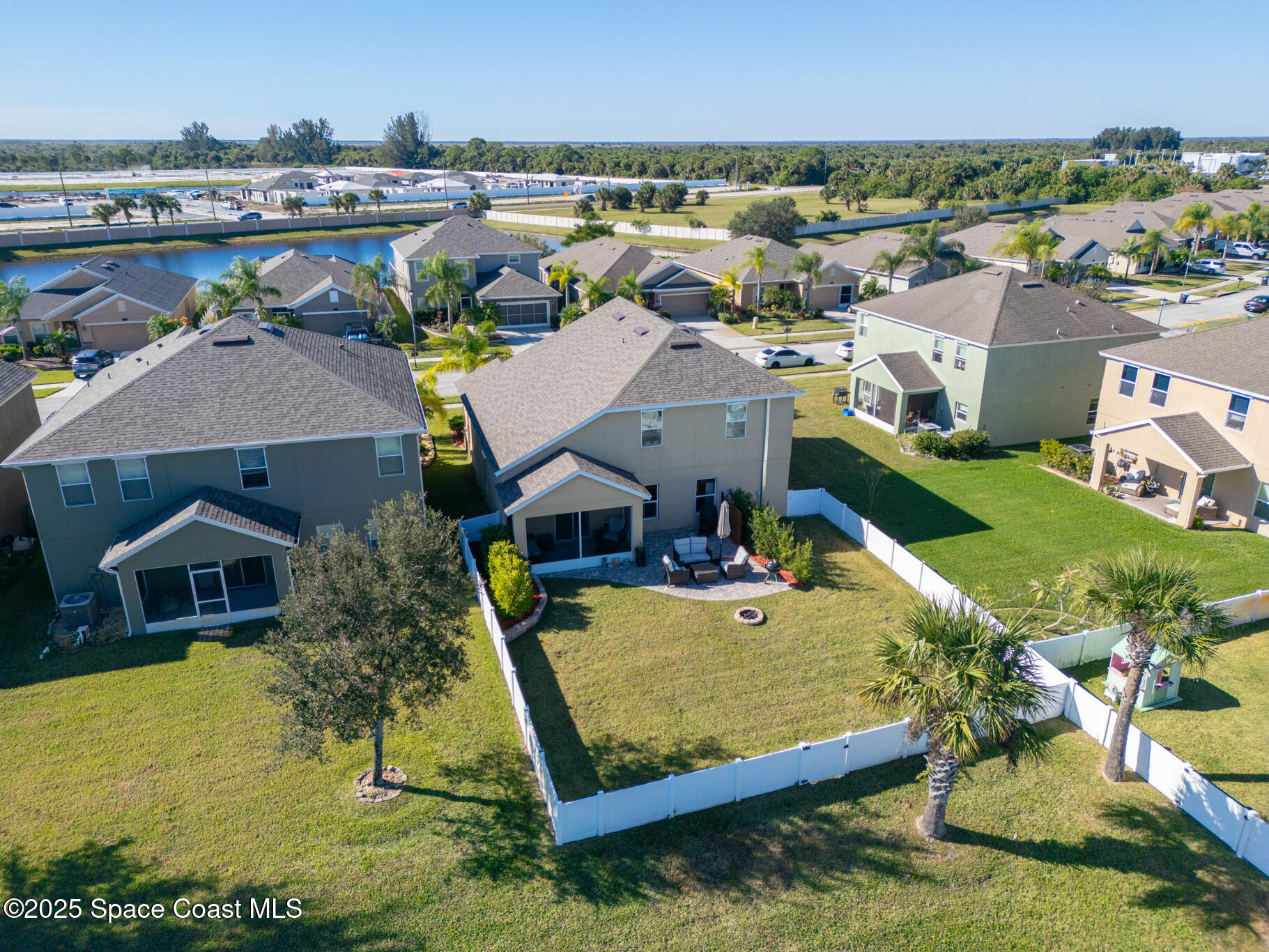 2389 Snapdragon Drive NW