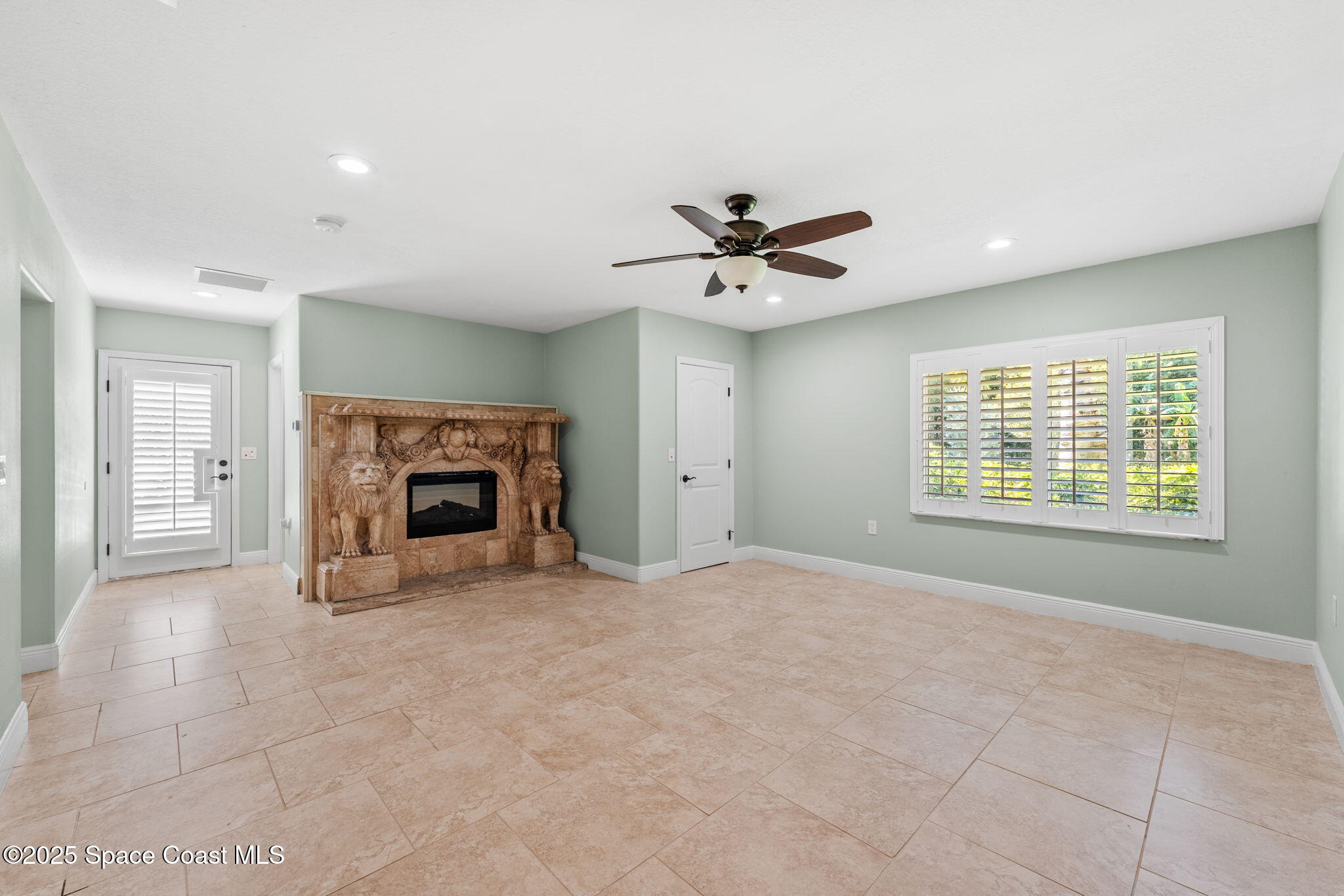 6215 S Tropical Trail