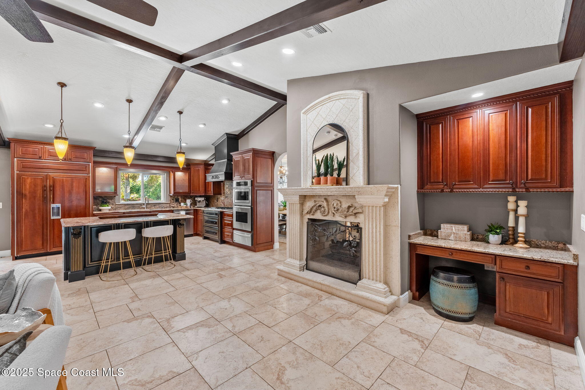 6215 S Tropical Trail