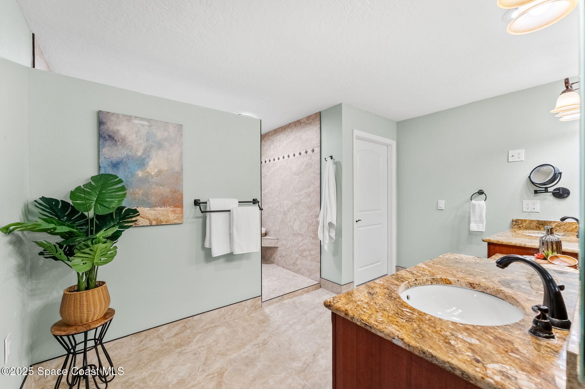 6215 S Tropical Trail