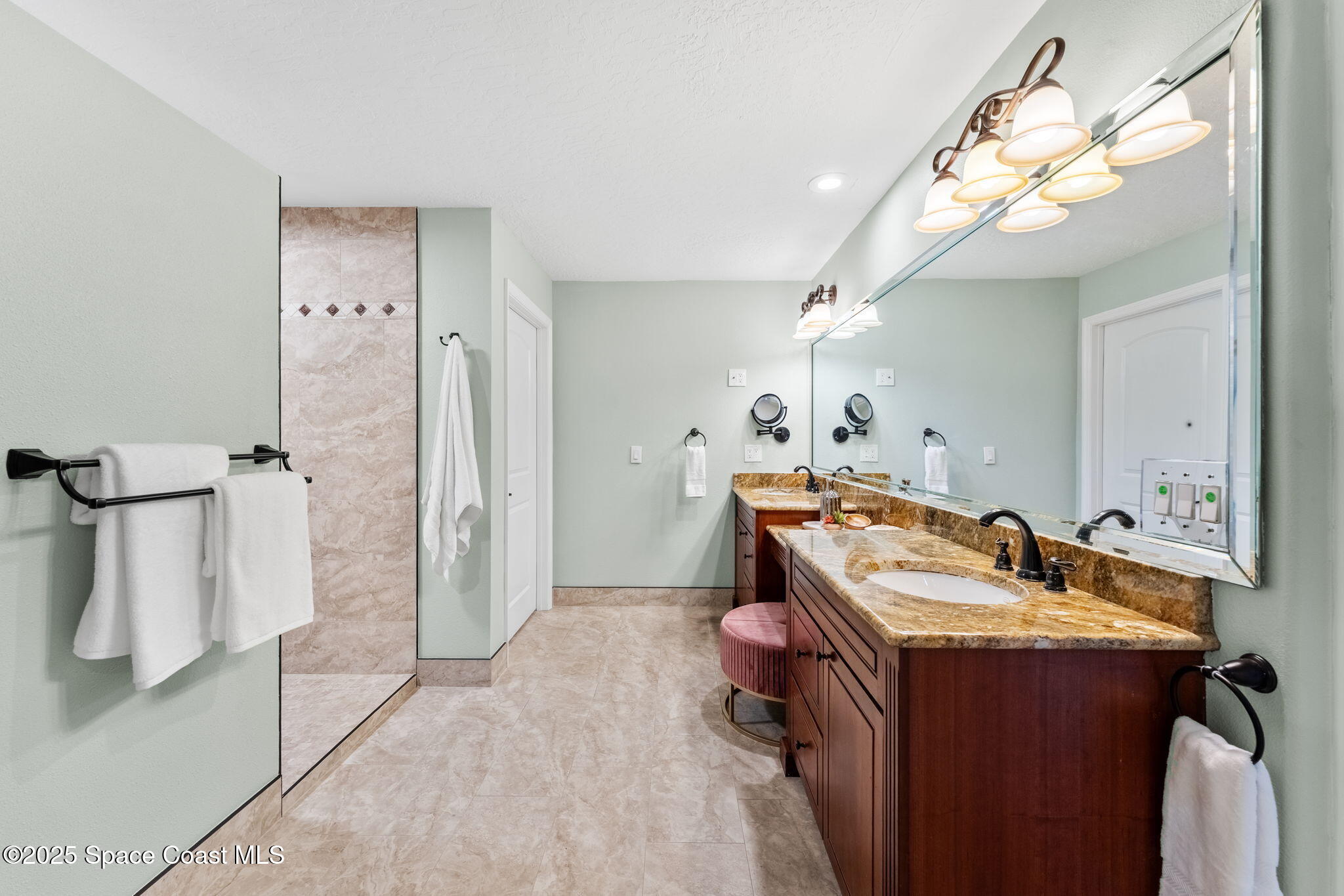 6215 S Tropical Trail