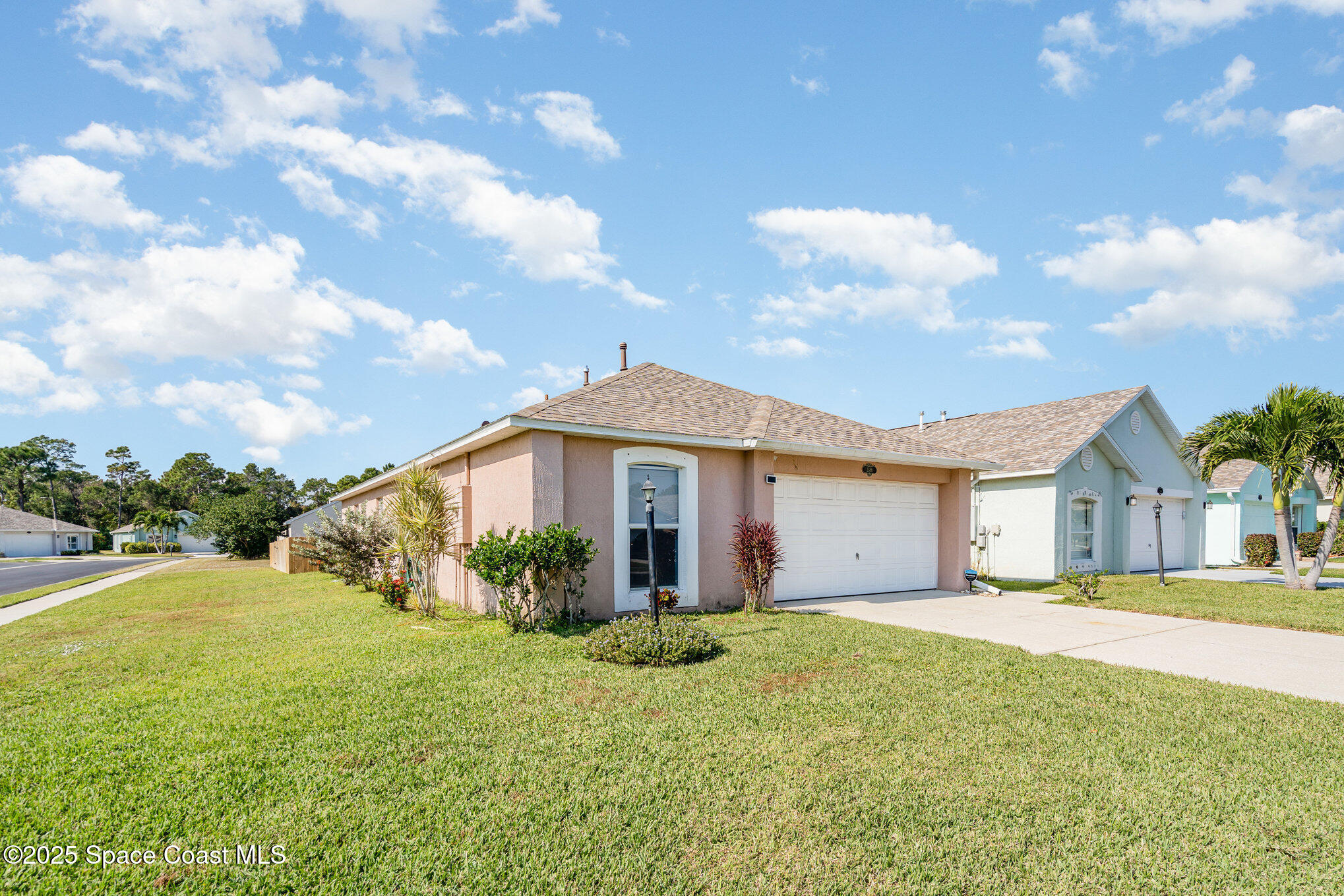 2188 Redwood Circle NE