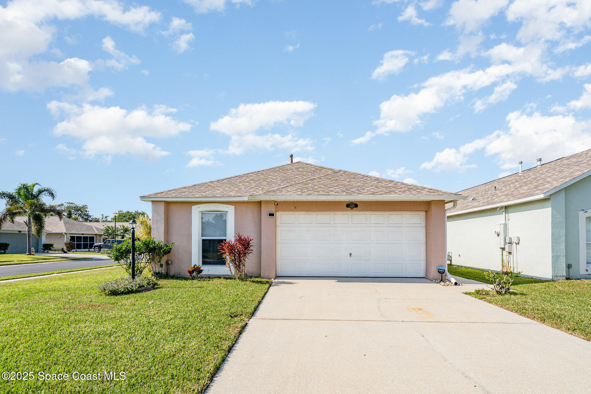 2188 Redwood Circle NE