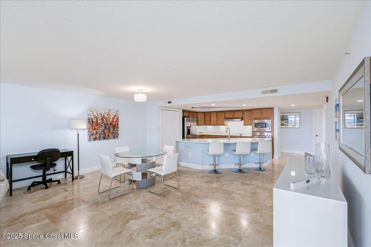 121 Lancha Circle 206