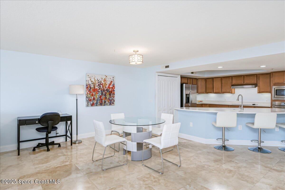 121 Lancha Circle 206