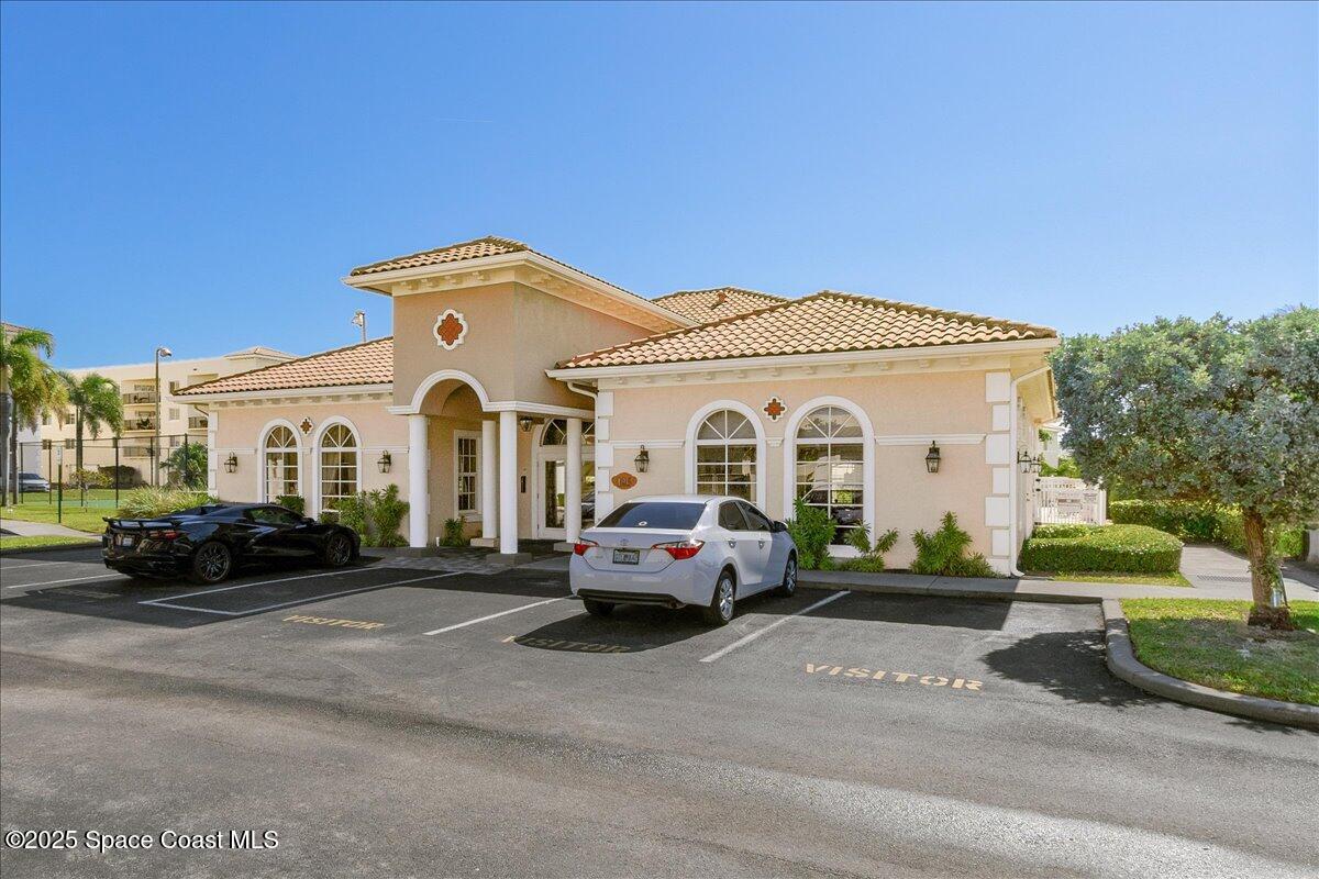 121 Lancha Circle 206