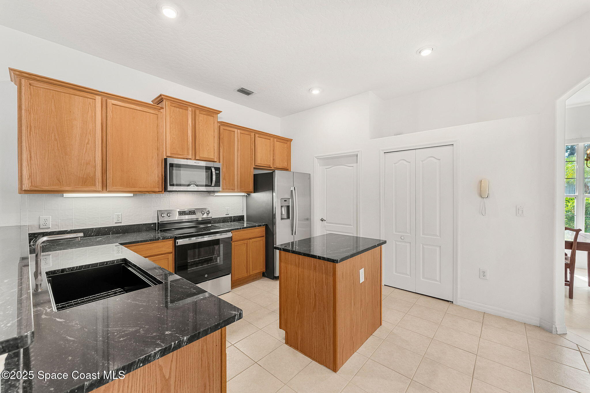 1947 Windbrook Drive SE