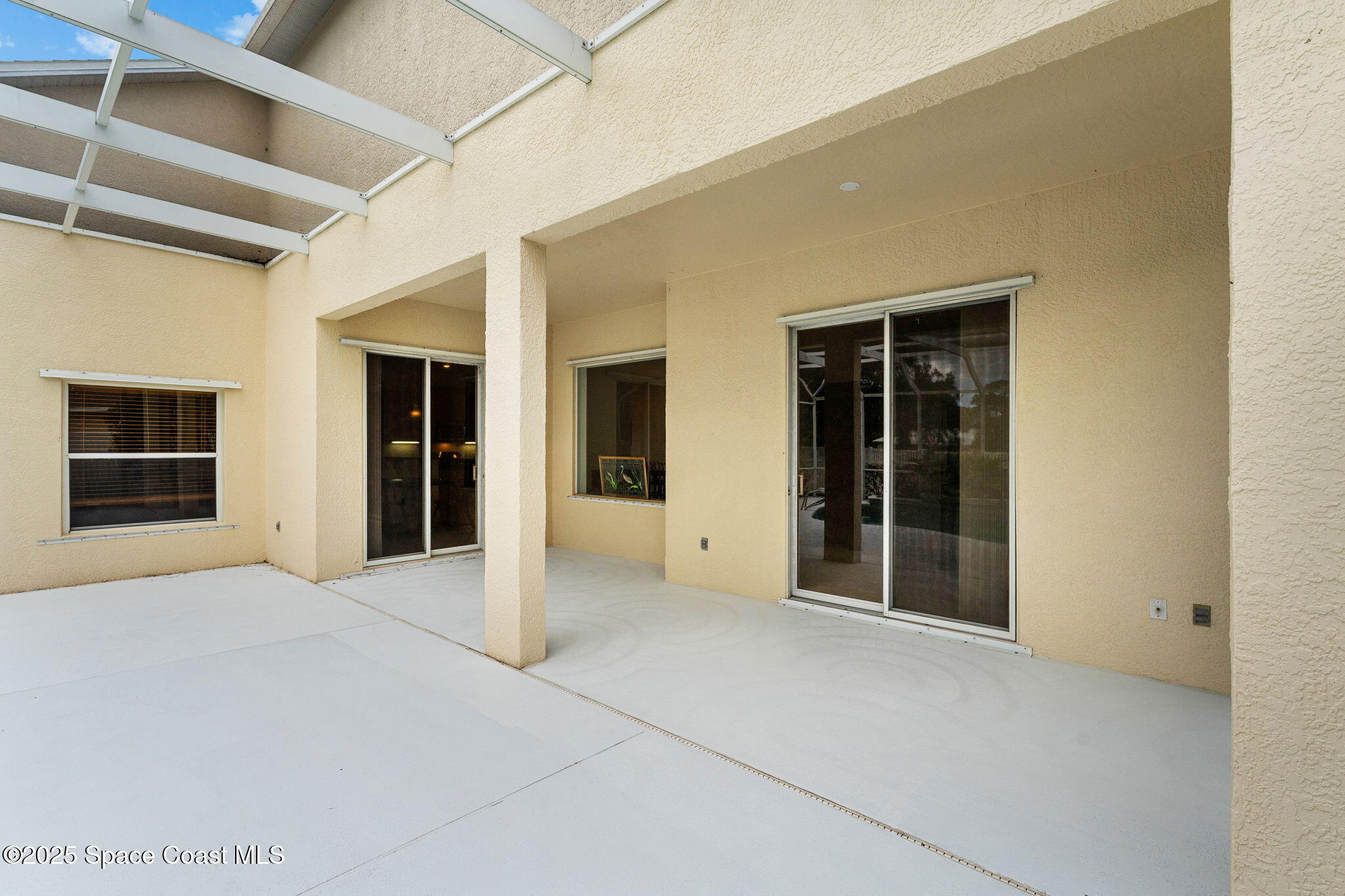 1947 Windbrook Drive SE