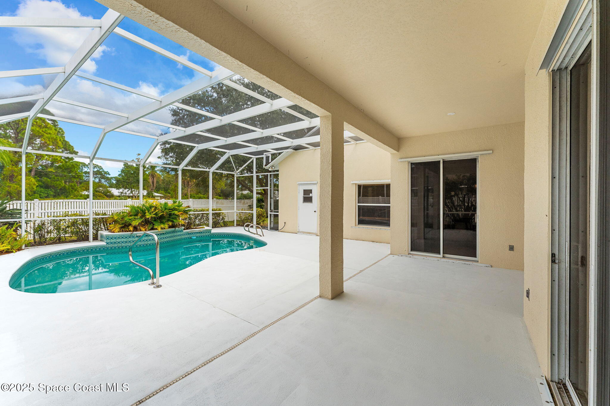 1947 Windbrook Drive SE