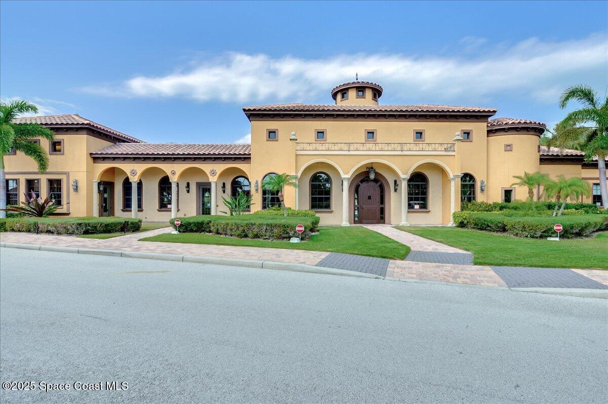 89 Redondo Drive