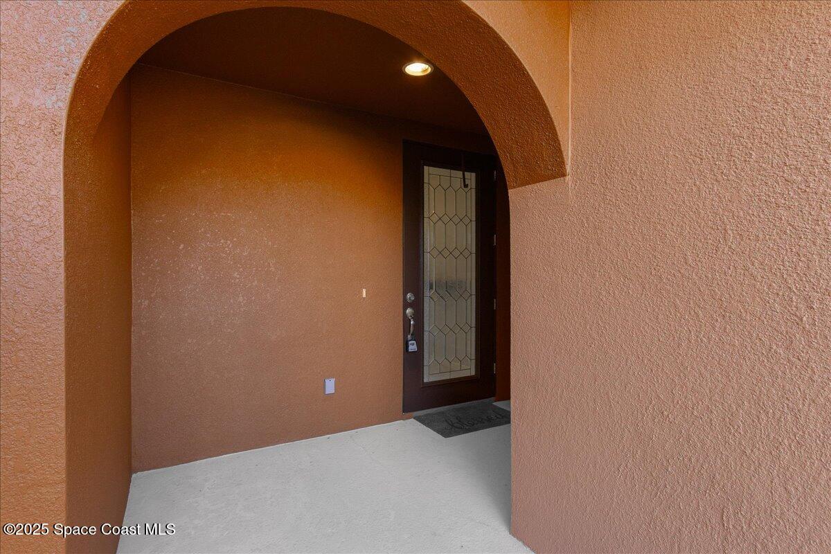 89 Redondo Drive