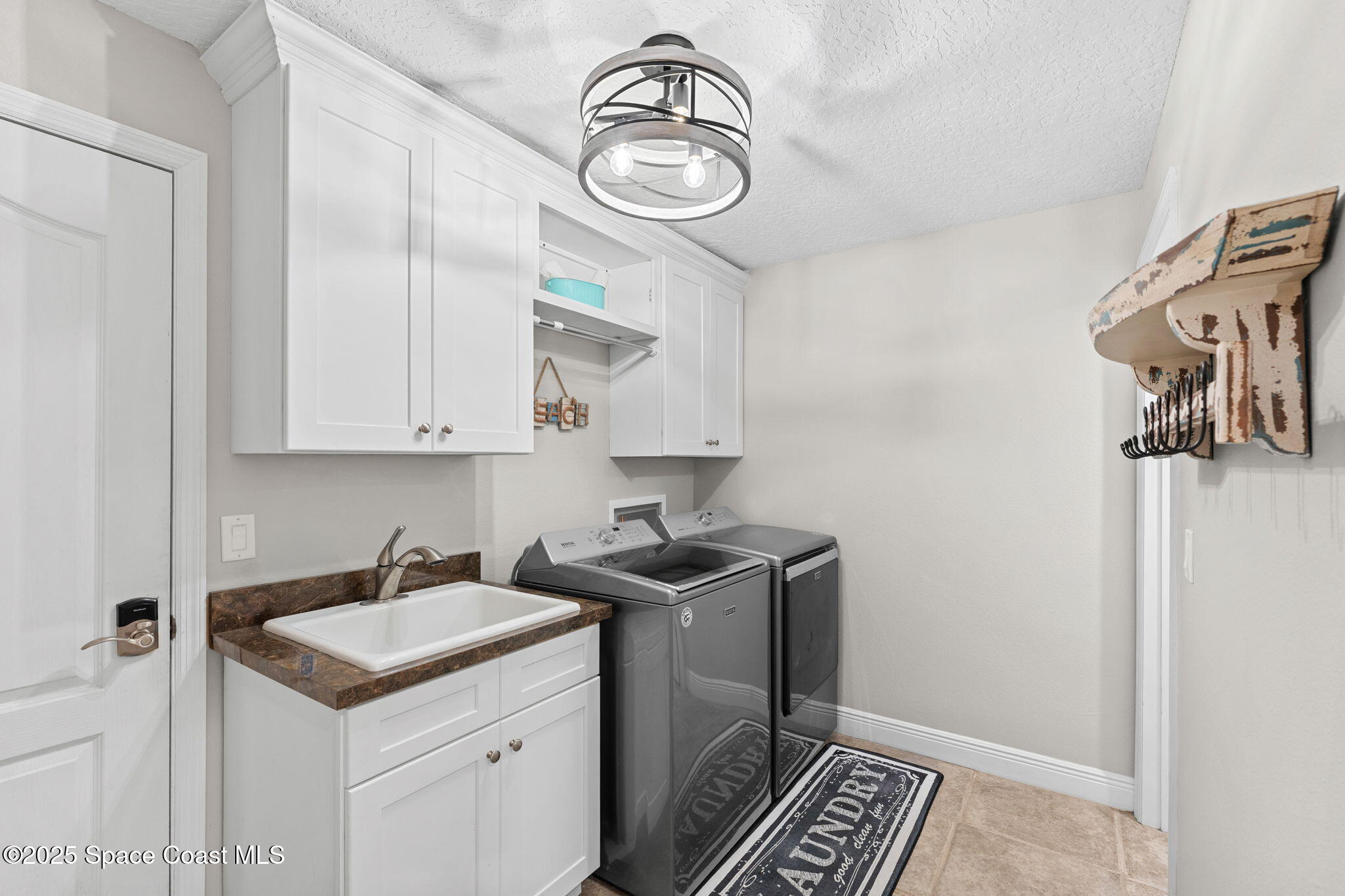 2593 Sykes Creek Drive