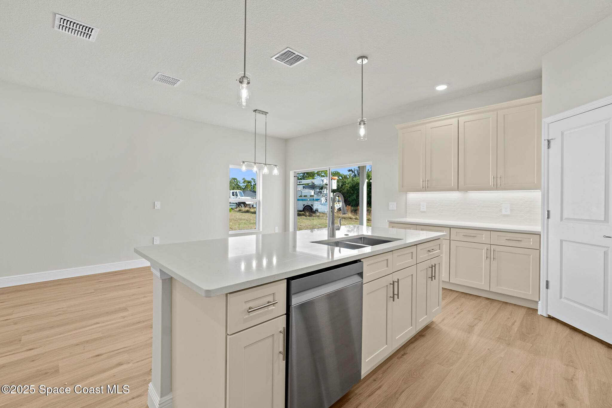 2357 Hagoplan Avenue SW