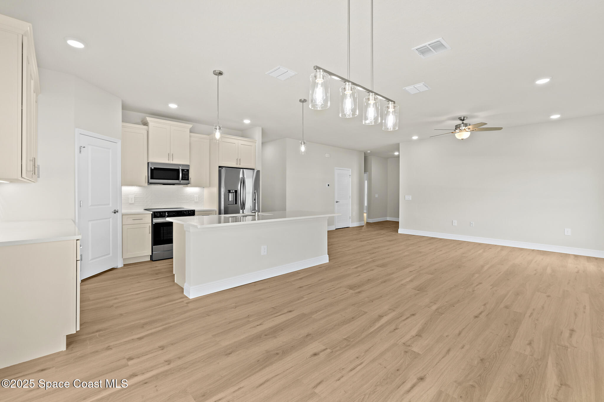 2357 Hagoplan Avenue SW