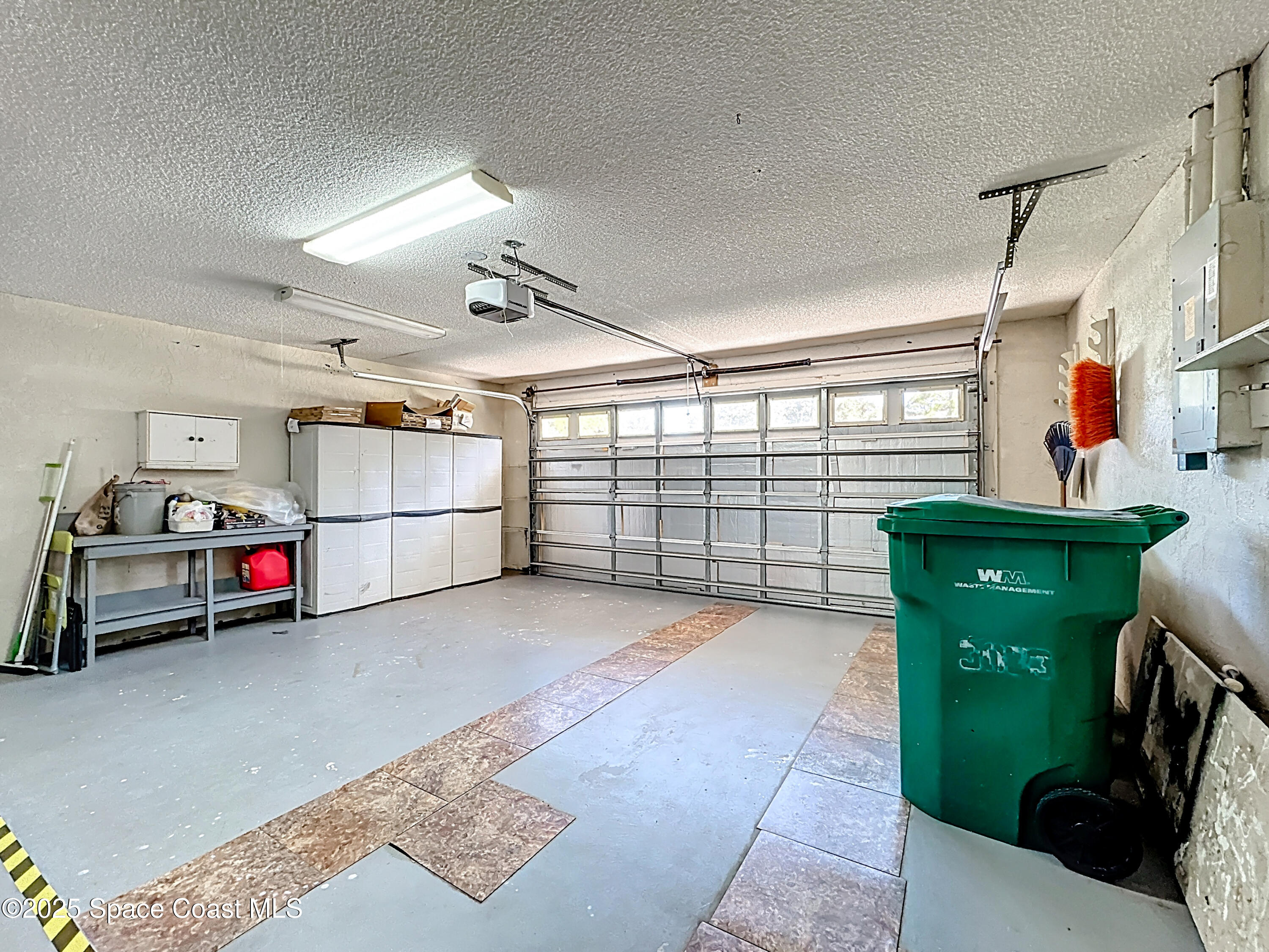 3033 Dunhill Drive