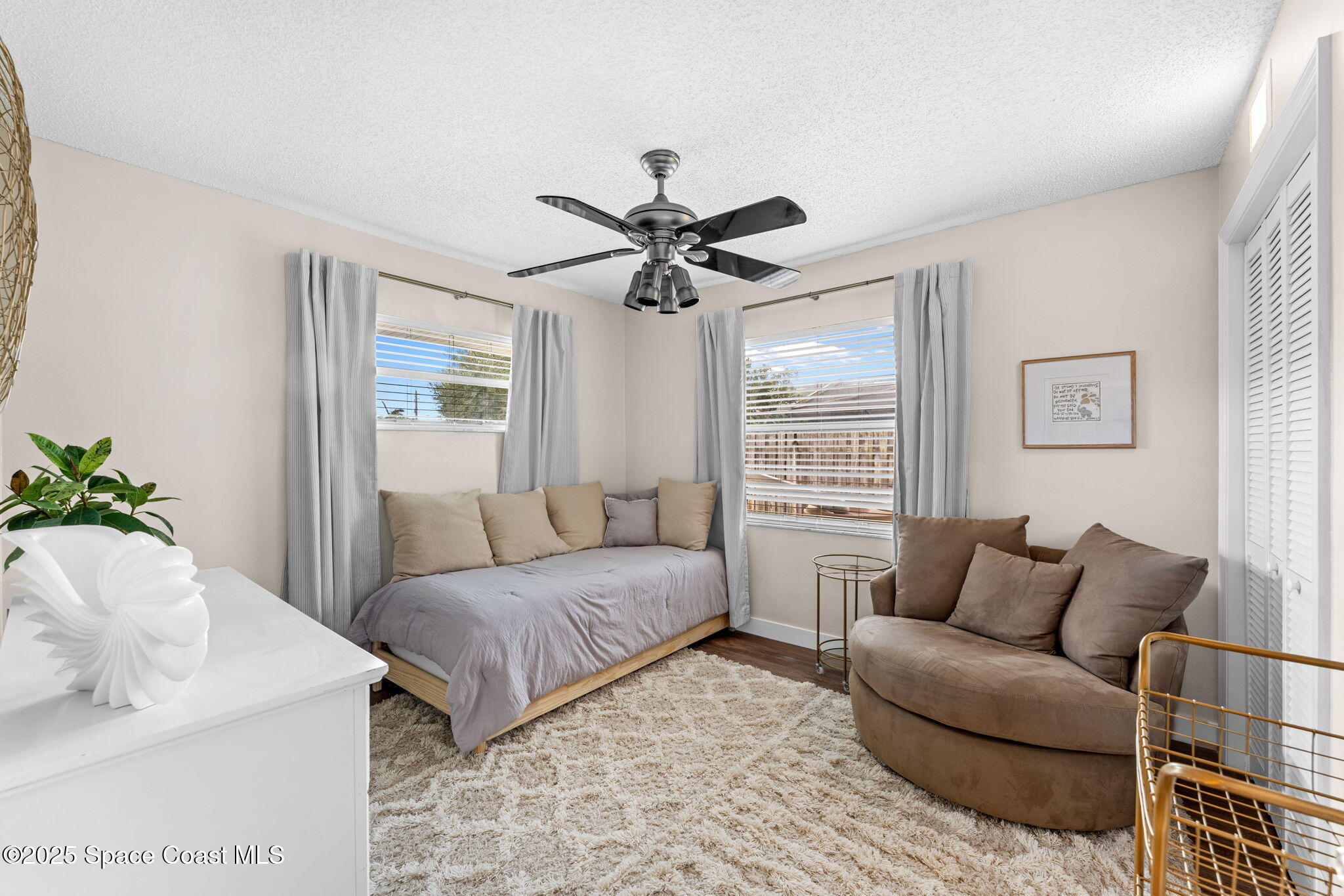 509 W Amherst Circle