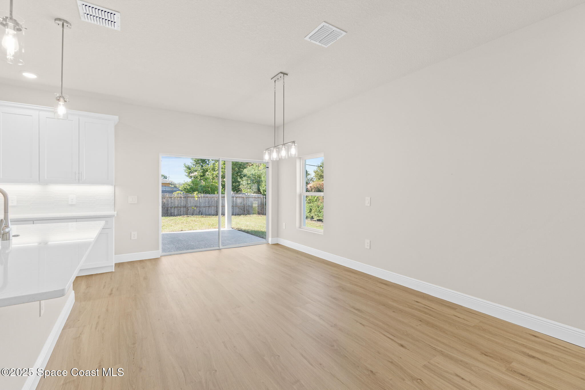 366 San Filippo Drive SE