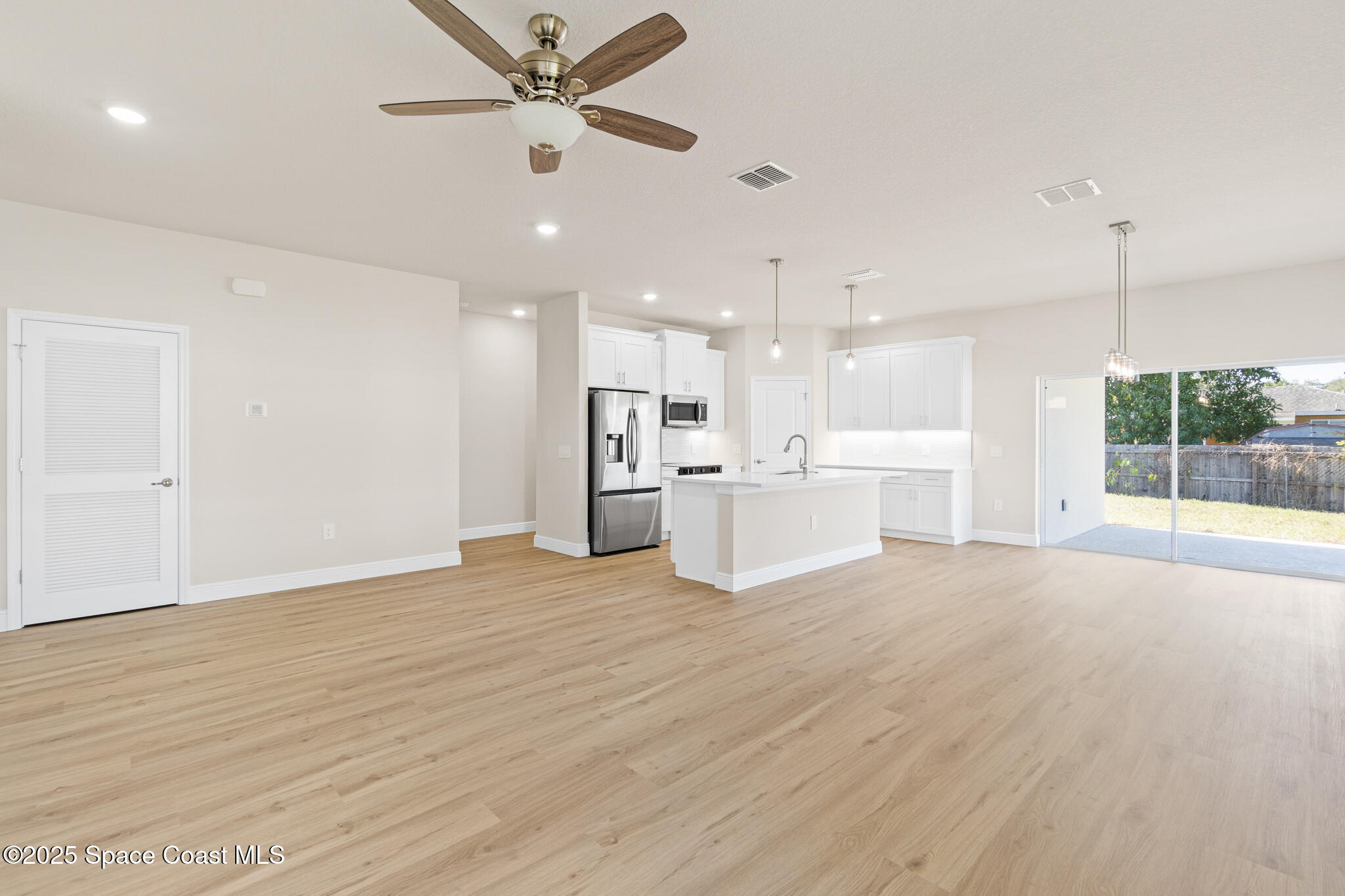 366 San Filippo Drive SE