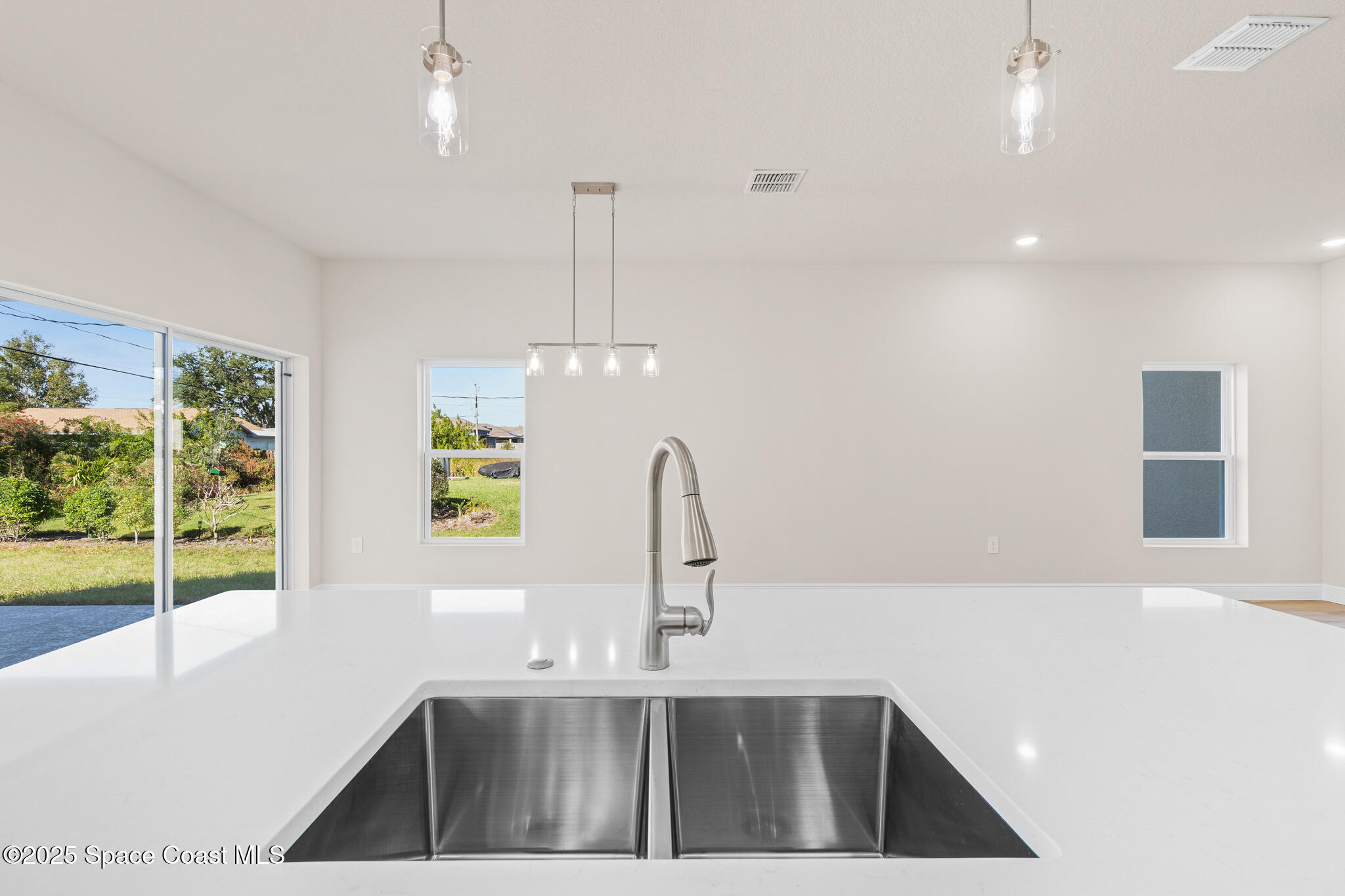 366 San Filippo Drive SE