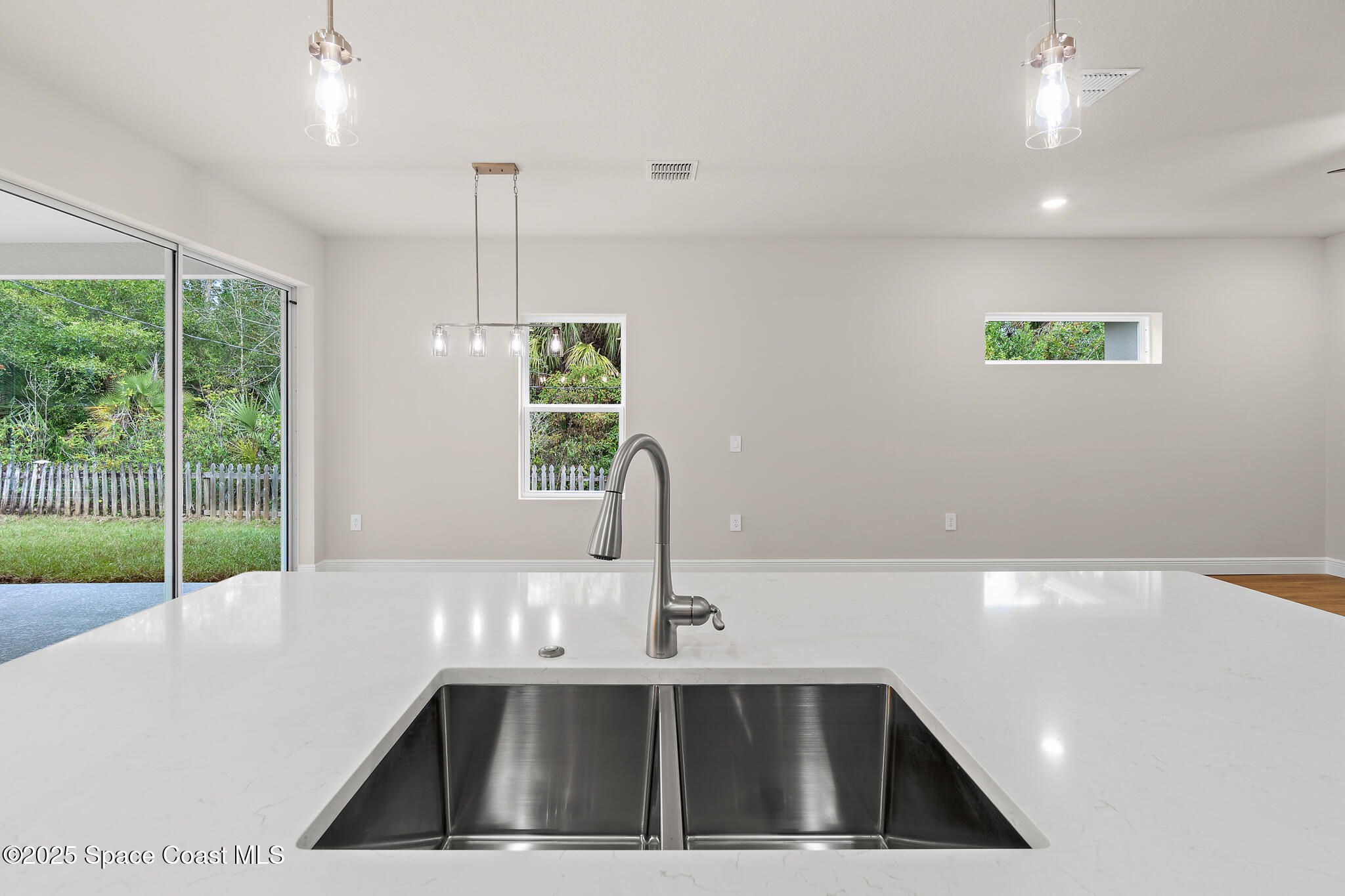 874 Cornelia Avenue SE