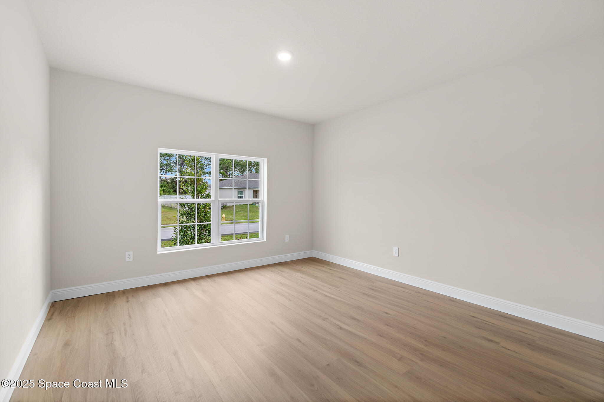 874 Cornelia Avenue SE